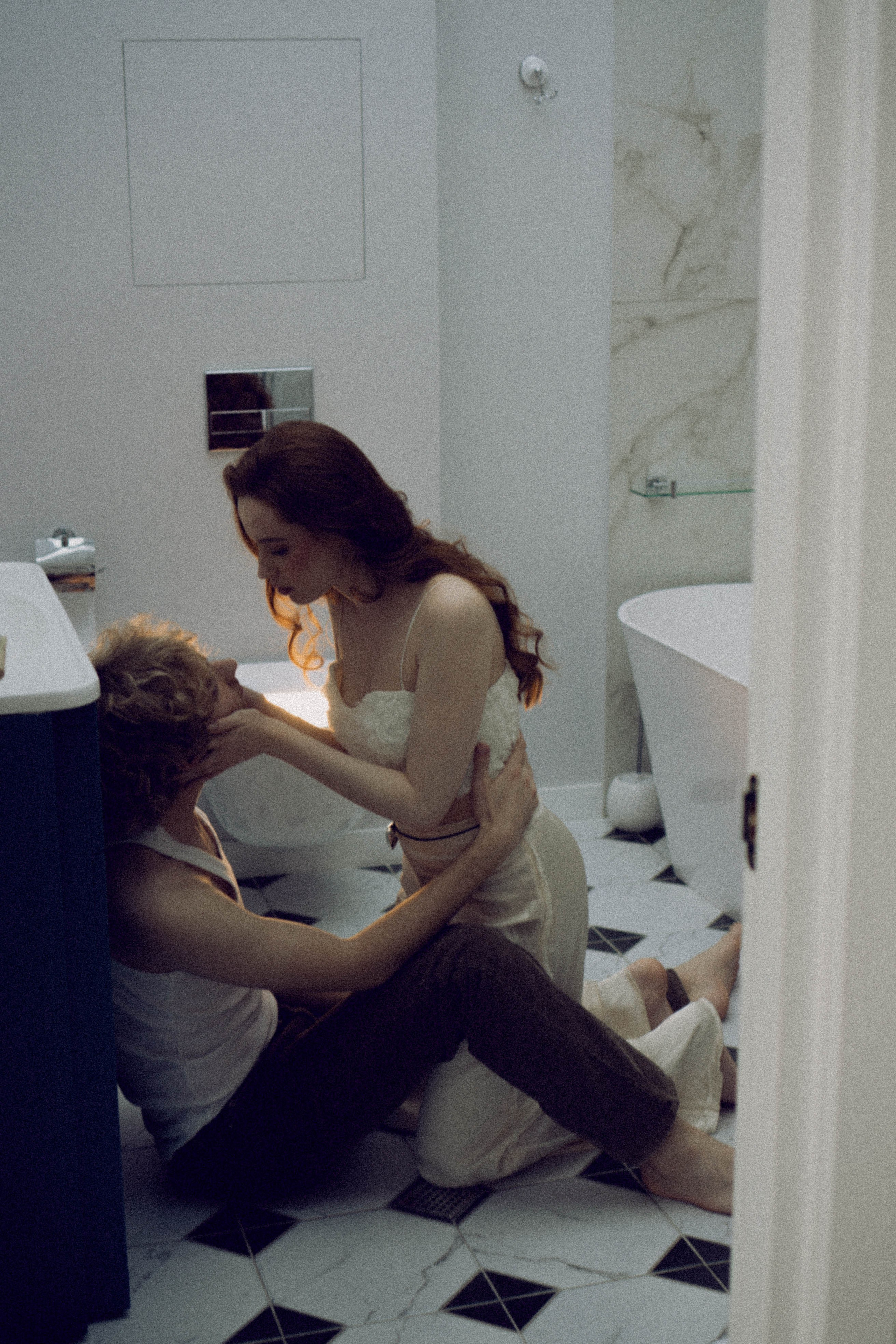 СВАДЕБНАЯ СЬЕМКА В ОТЕЛЕ. СБОРЫ ЖЕНИХА И НЕВЕСТЫ И ТАКЖЕ ТОР И ПОДГОТОВКА К ПРОГУЛКЕ. Профессиональный фотограф, Санкт-Петербург — Виктория Богомолова