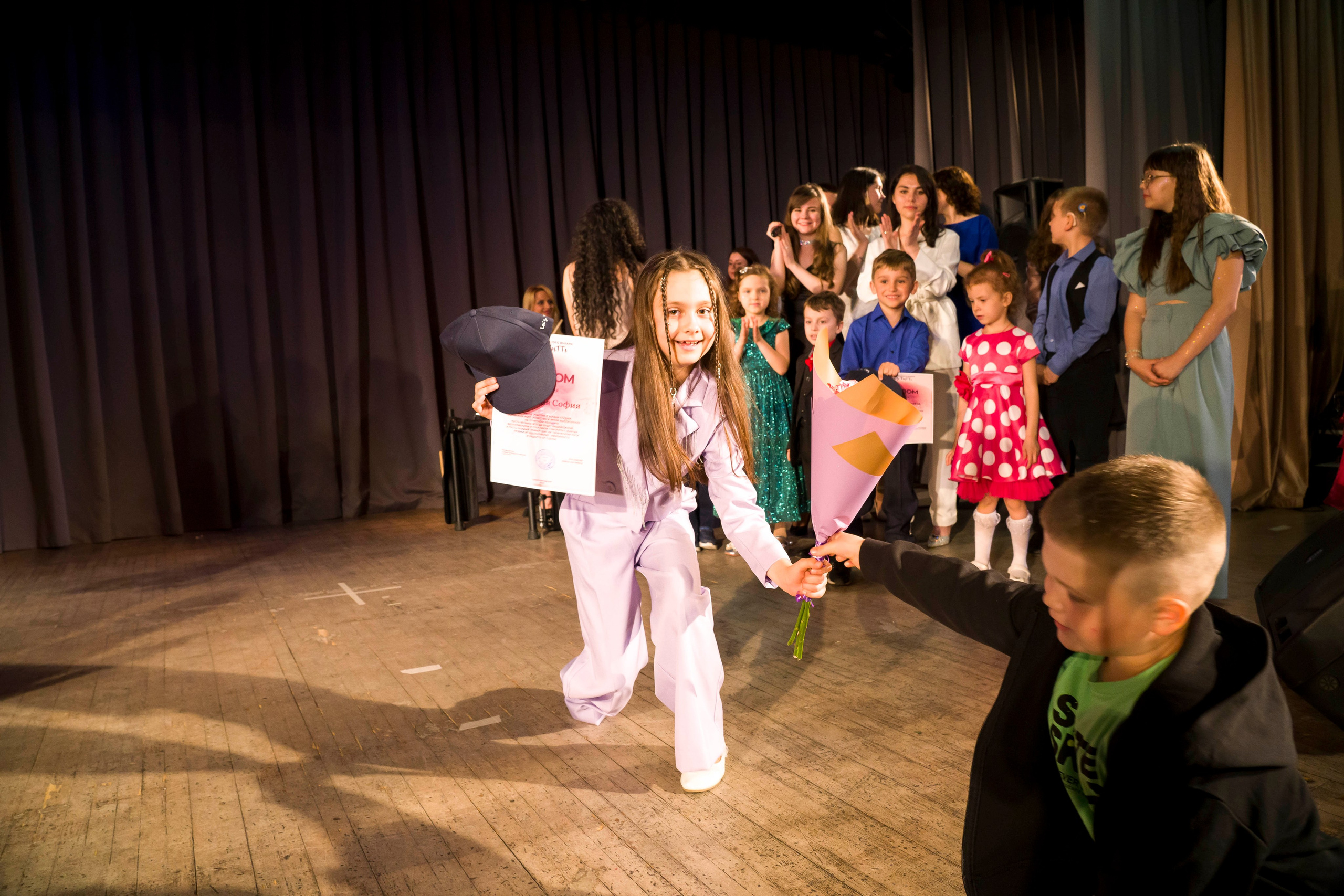 Концерт вокальной студии. Фотограф в Санкт-Петербурге. Репортажная и все съёмки для бизнеса