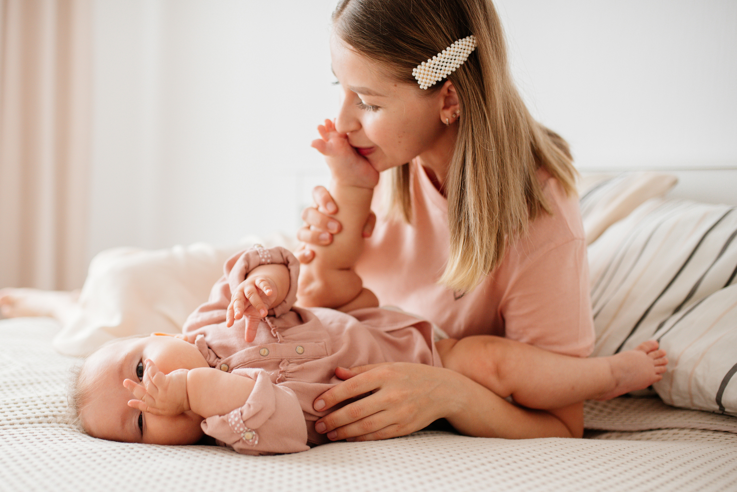 Юля, Максим и Алисочка 6 месяцев. Семьи