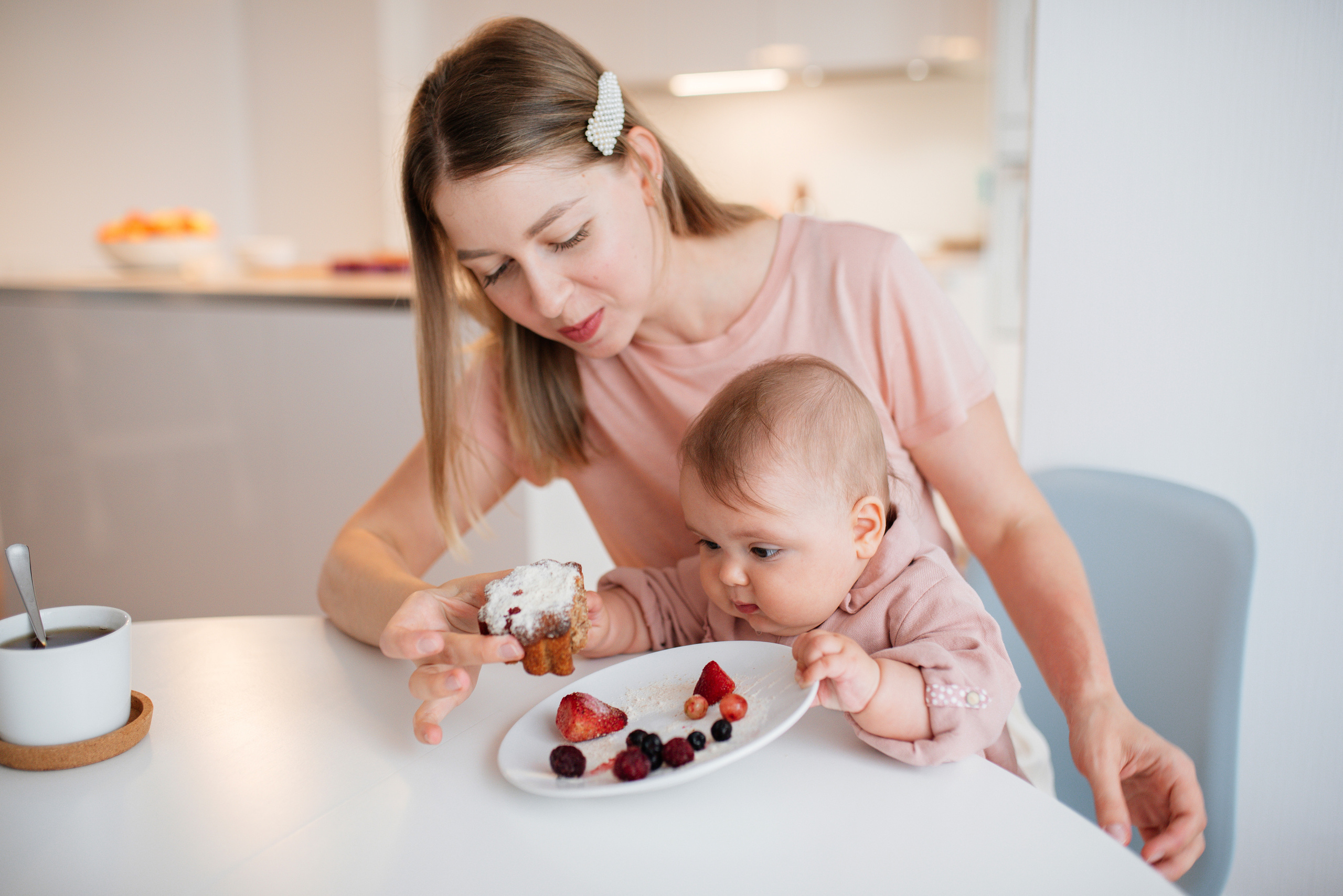 Юля, Максим и Алисочка 6 месяцев. Семьи