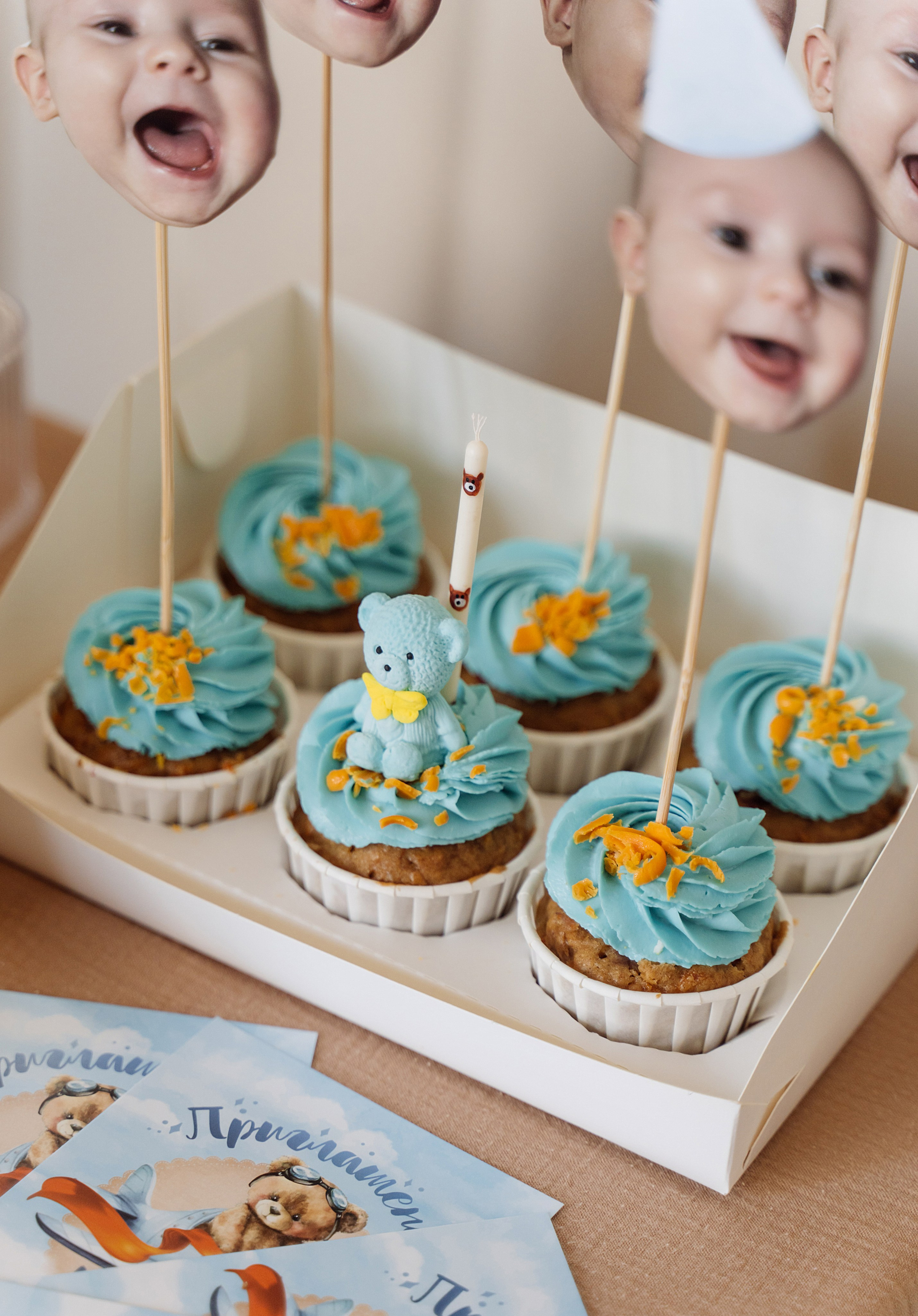 1 годик Русланчику (снимли дома). Свадебный фотограф