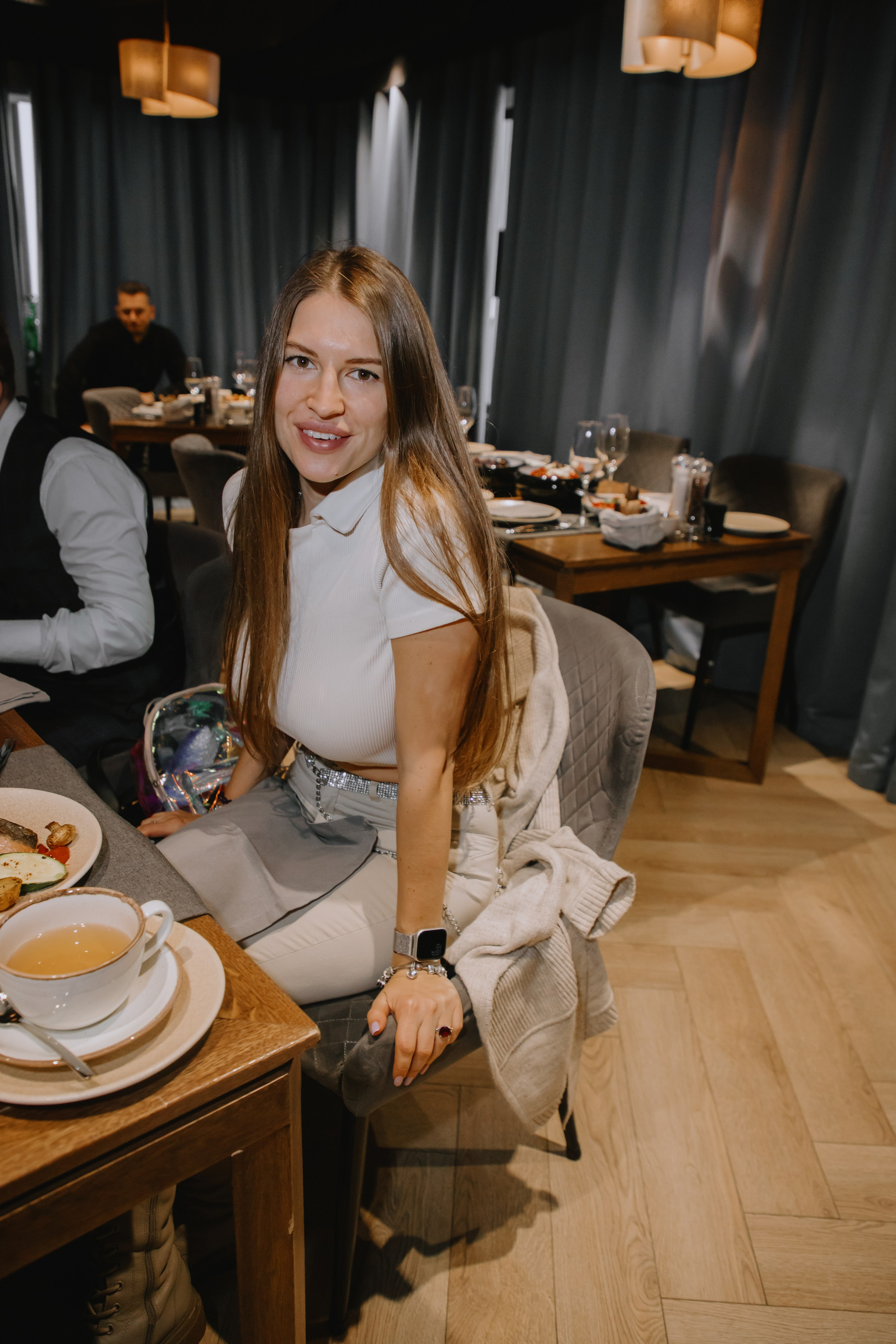 Бизнес завтрак на 89 этаже. Фотограф в Москве и Санкт-Петербурге Дарина