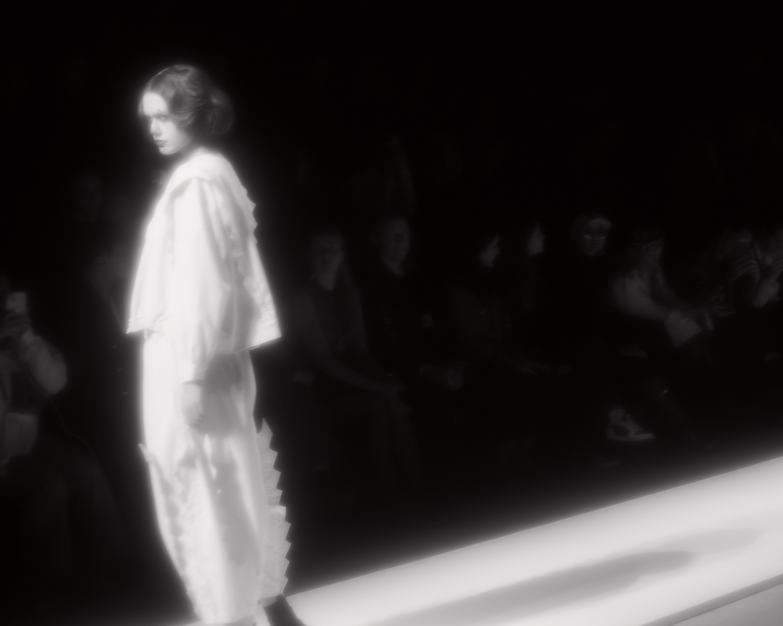 Неделя Моды в Москве Октябрь 2024 (Черно-белый). Фотограф в Мурманске Оксана Черноморец