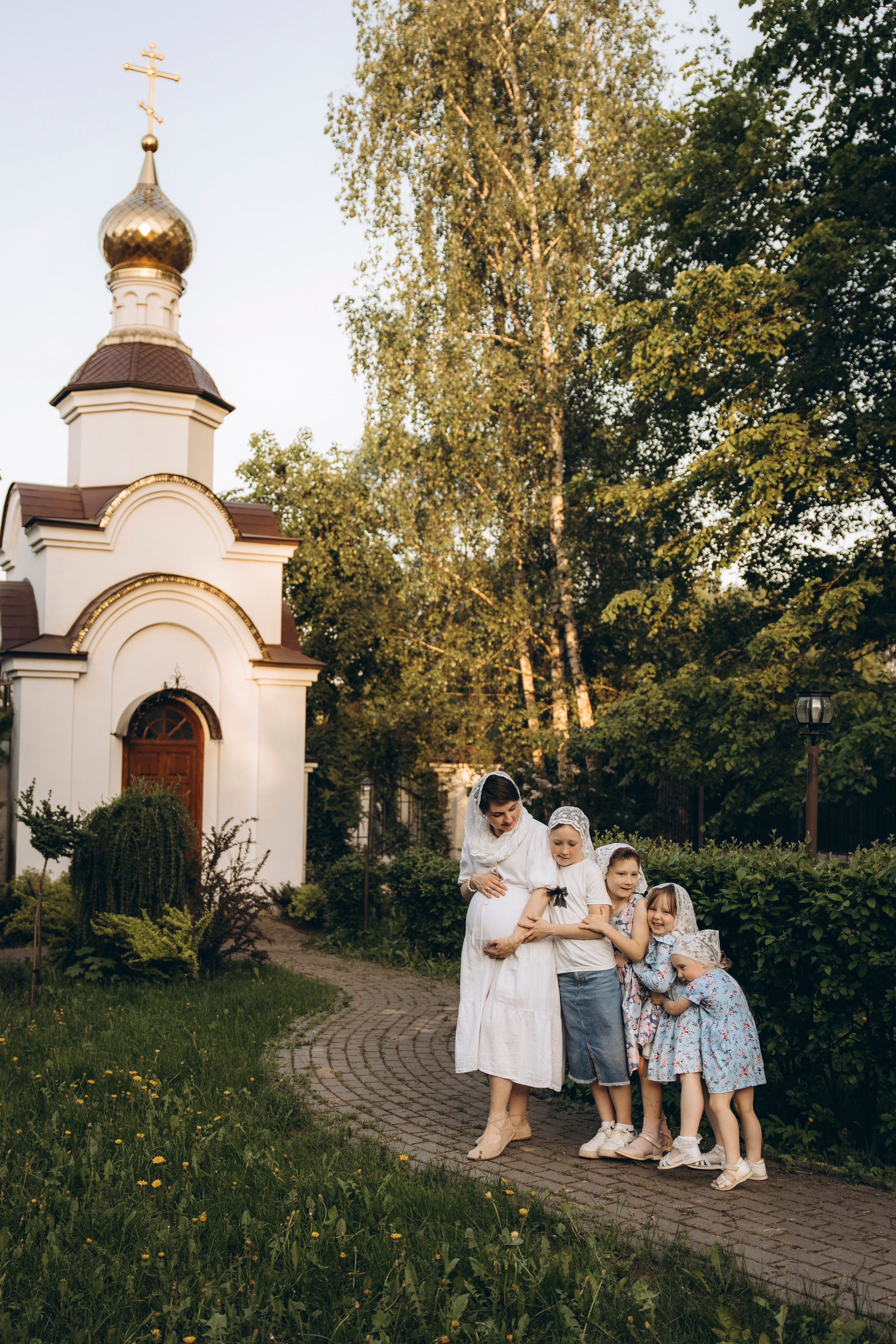 Фотосъемка для выставки (май, 2026 г.), с. Кутепо (Калужская обл.). Надежда Стар семейный и церковный фотограф в Жукове и Калужской области