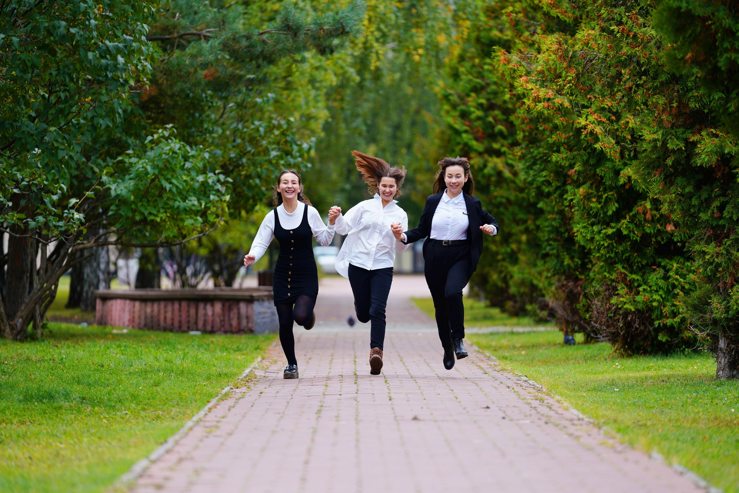 Весна 9,11 класс. Современные выпускные альбомы. Мы делаем не просто альбомы, а стильные фотокниги