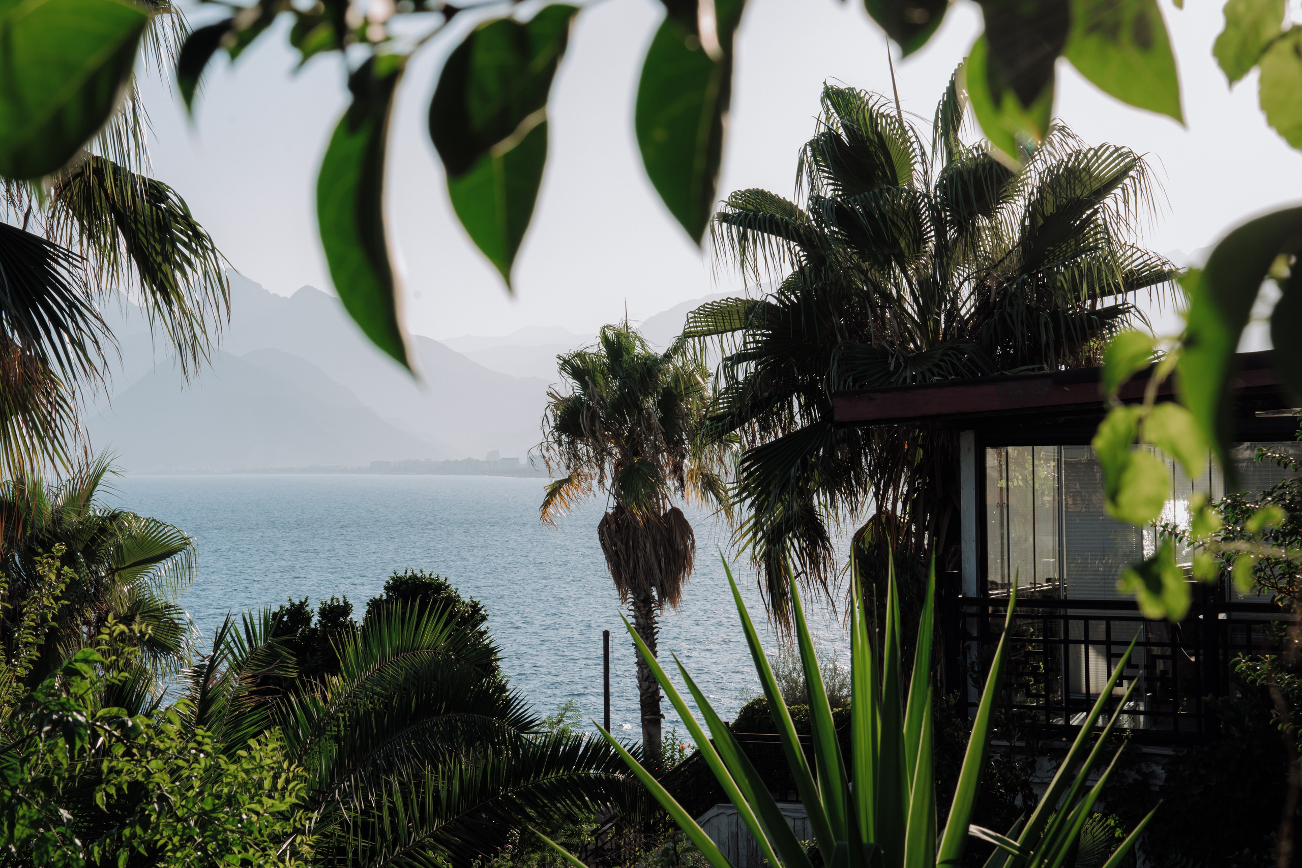 Antalya Akra. Wedding & Documentary Photographer based in Nuremberg — available across Europe & Turkey | Vitalii Nasonov