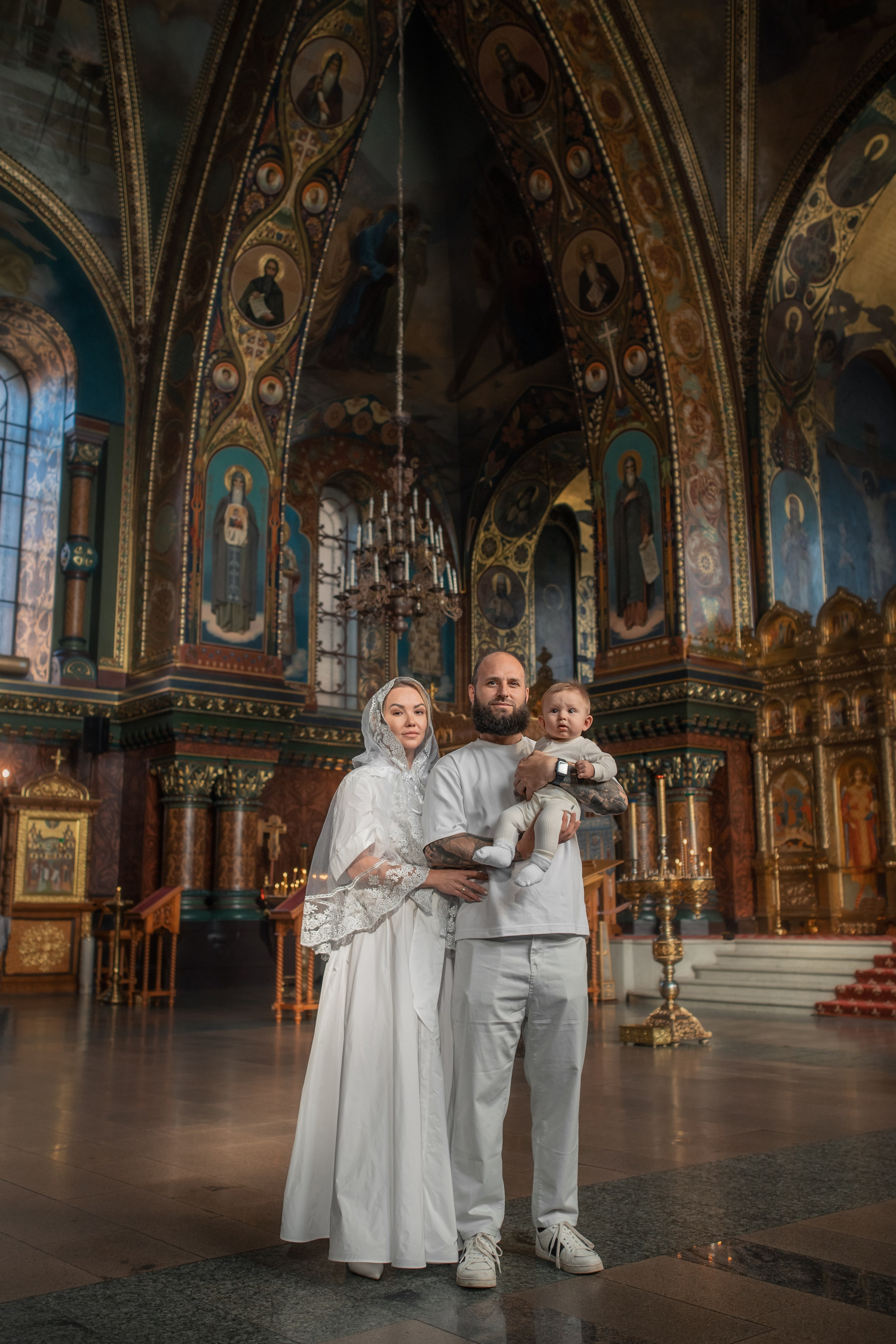 Крещение в Успенском храме. Фотограф на крещение и венчание, семейный фотограф в Санкт-Петербурге