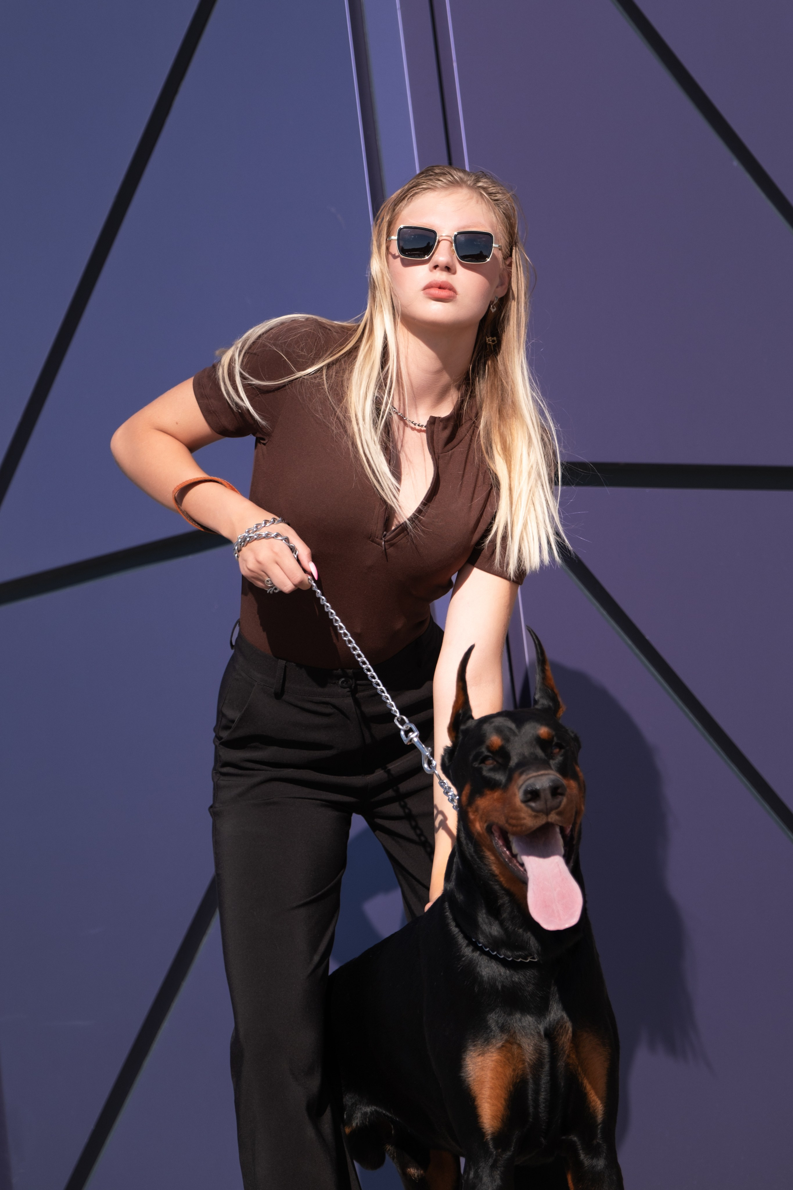 Фотосессия с Доберманом. Профессиональная фотосъемка в Крыму. Натуральные эмоции и живые кадры. Забронируйте дату прямо сейчас!