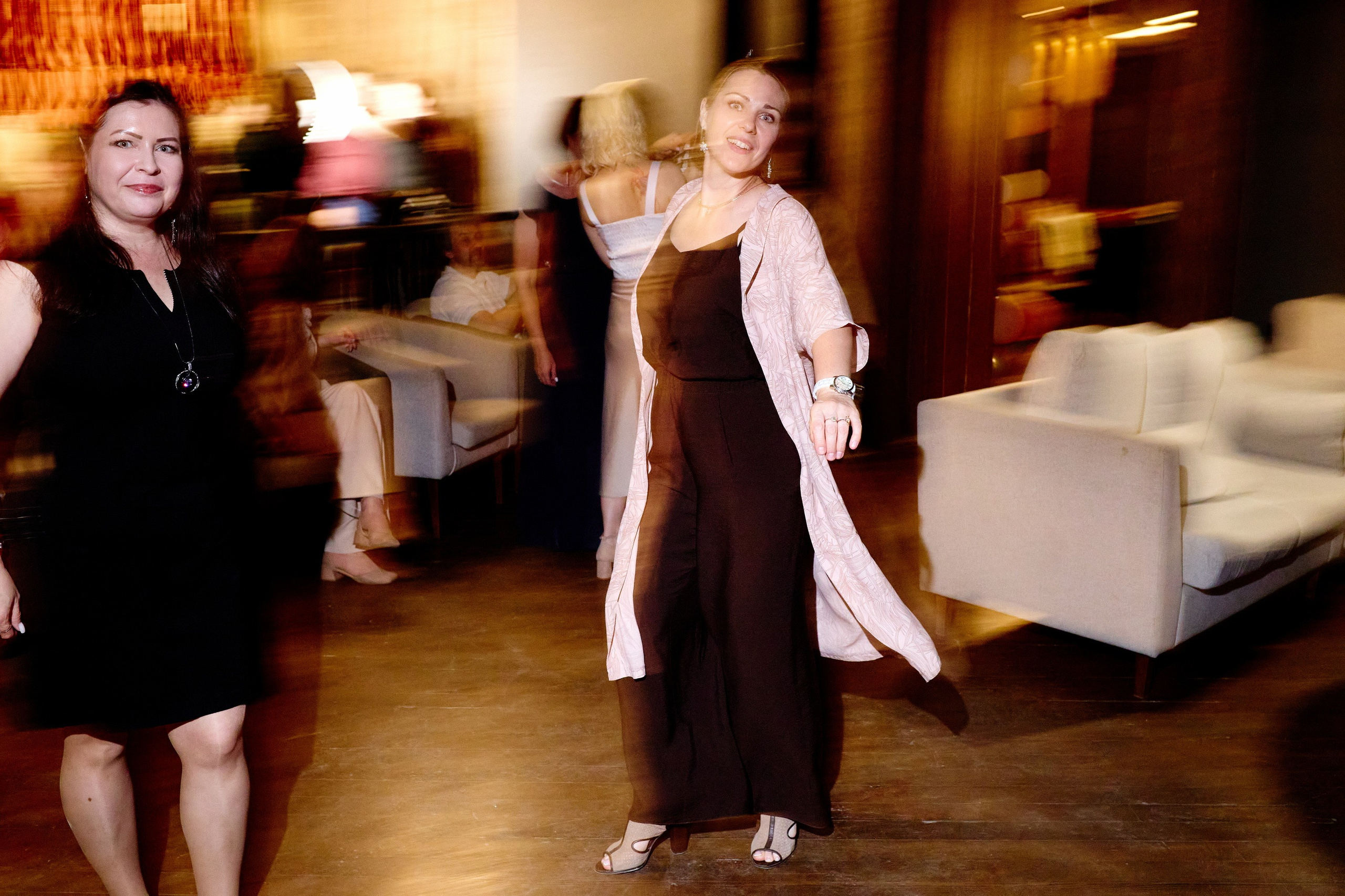 Выпускной 35 Сош. Фотограф Выпускные альбомы Таганрог Сергей Коробченко