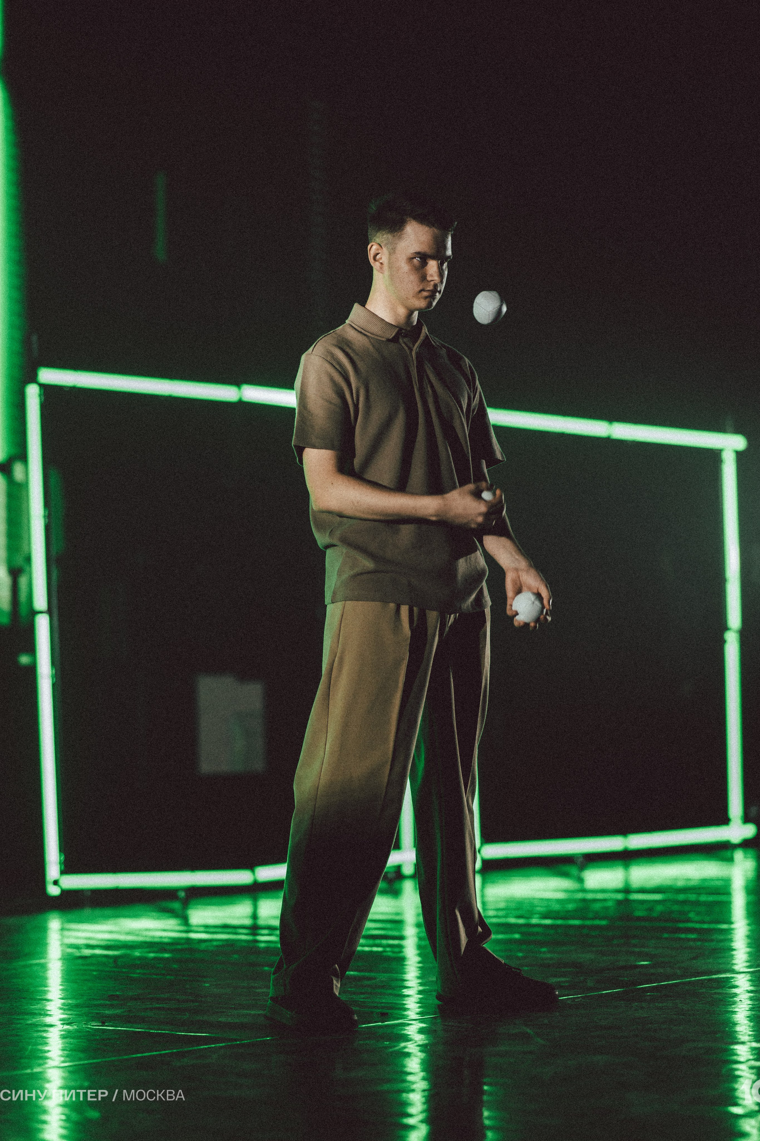 МСВ25. Photographe basé à Moscou