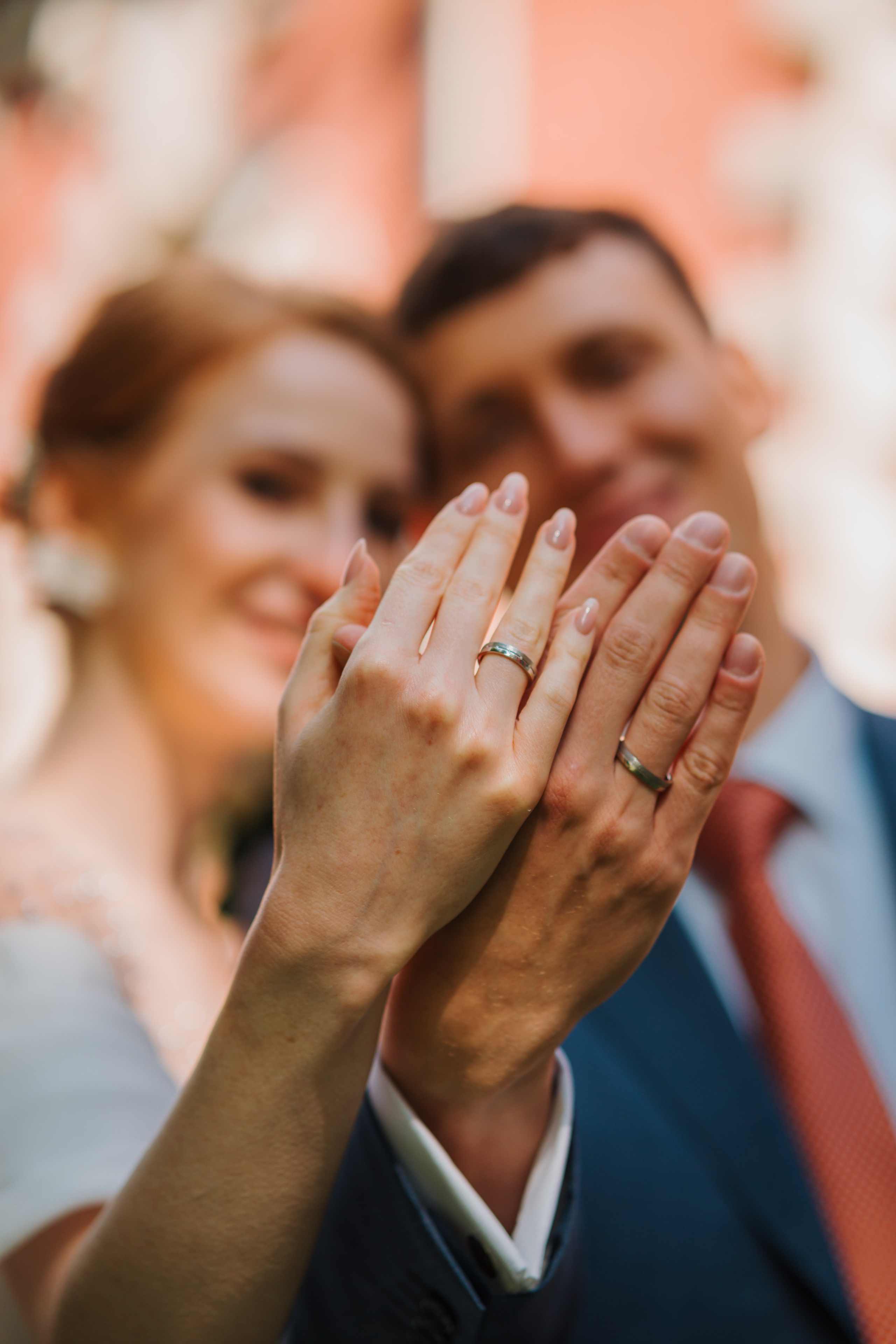 Michail & Maya. Я занимаюсь событийной, свадебной, товарной, студийной… фотографией