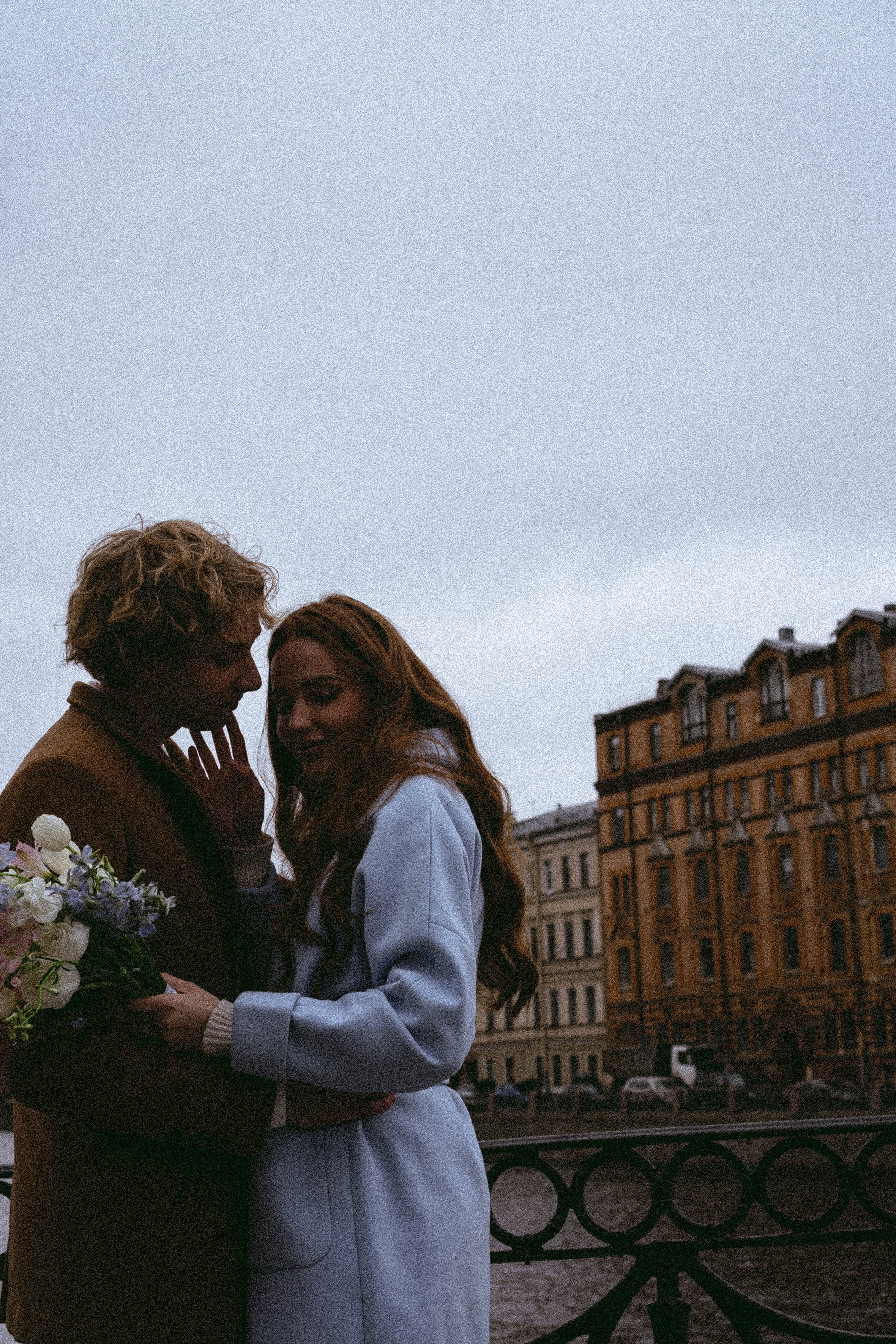 СВАДЕБНАЯ ПРОГУЛКА ПО ПЕТРОГРАДКЕ ВЕСНОЙ (ФОТОСЕССИИЯ ПАРЫ СВАДЕБНАЯ). Профессиональный фотограф, Санкт-Петербург — Виктория Богомолова