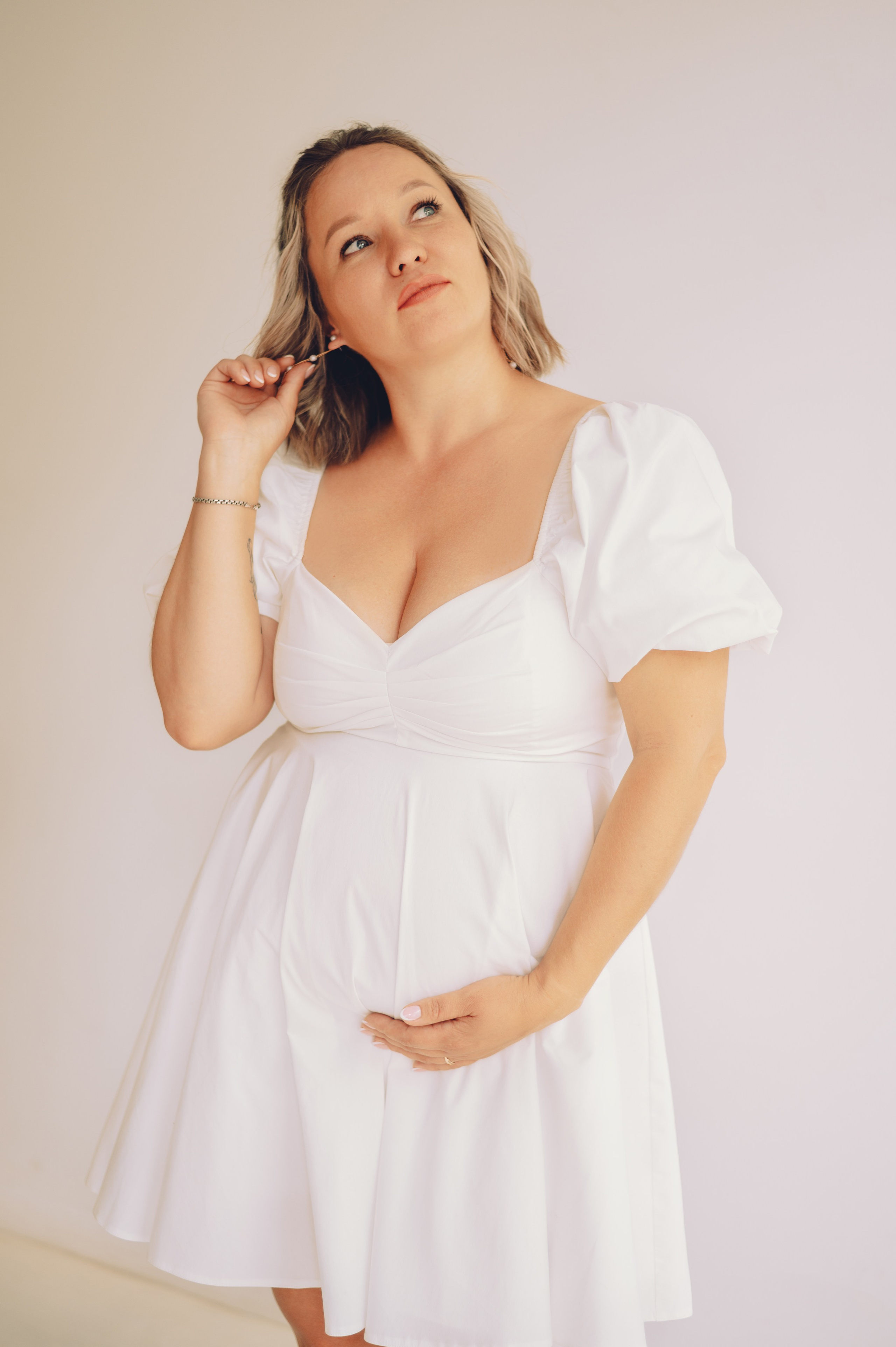 Свадебная фотосессия в студии. Фотограф в Кирове Инна Софронова