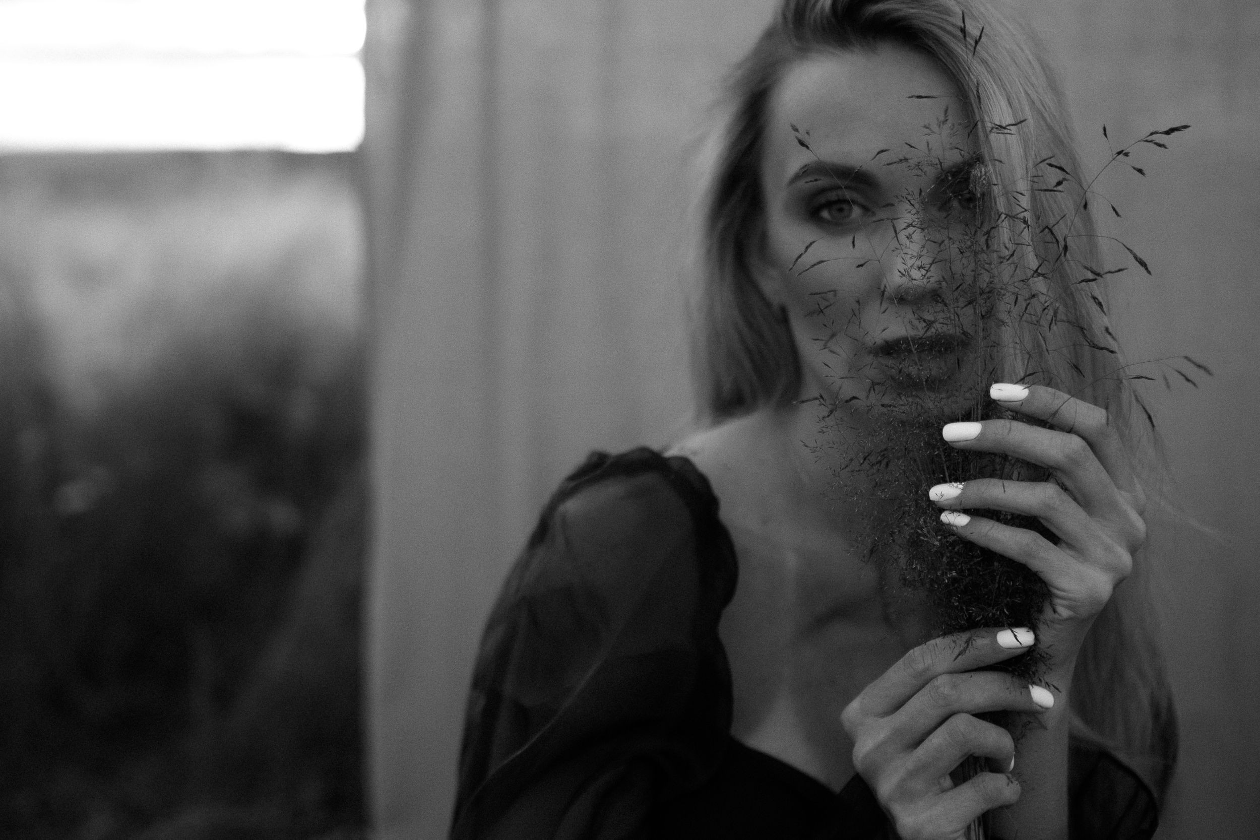 Juli. Elopement Wedding Photographer