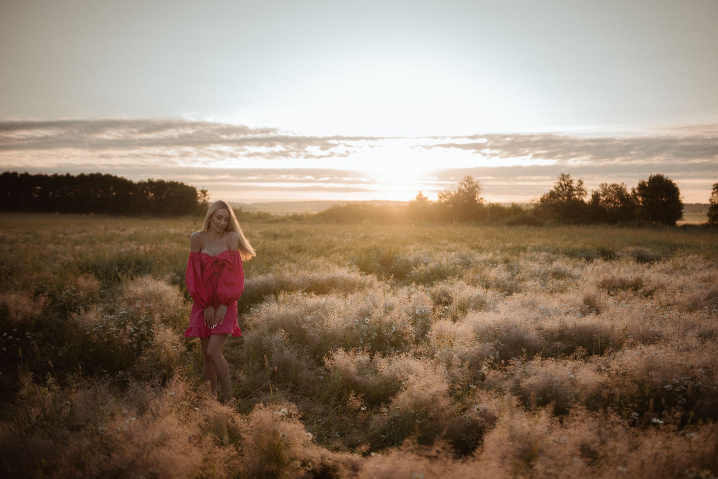 Juli. Elopement Wedding Photographer