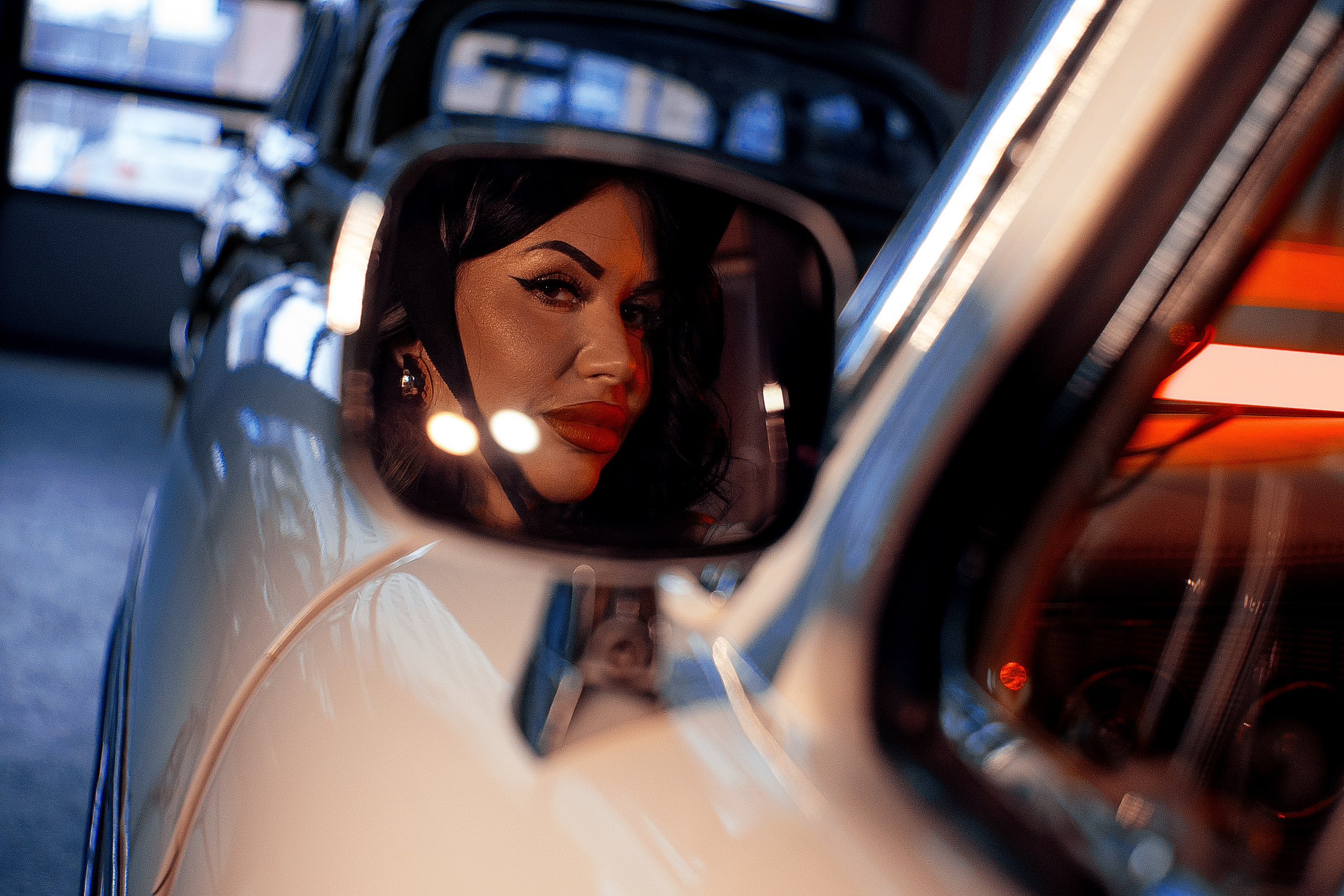 Фотосессия для Кристины в музее ретро автомобилей, Новосибирск. Фотограф в Новосибирске Владислав Унтерберг