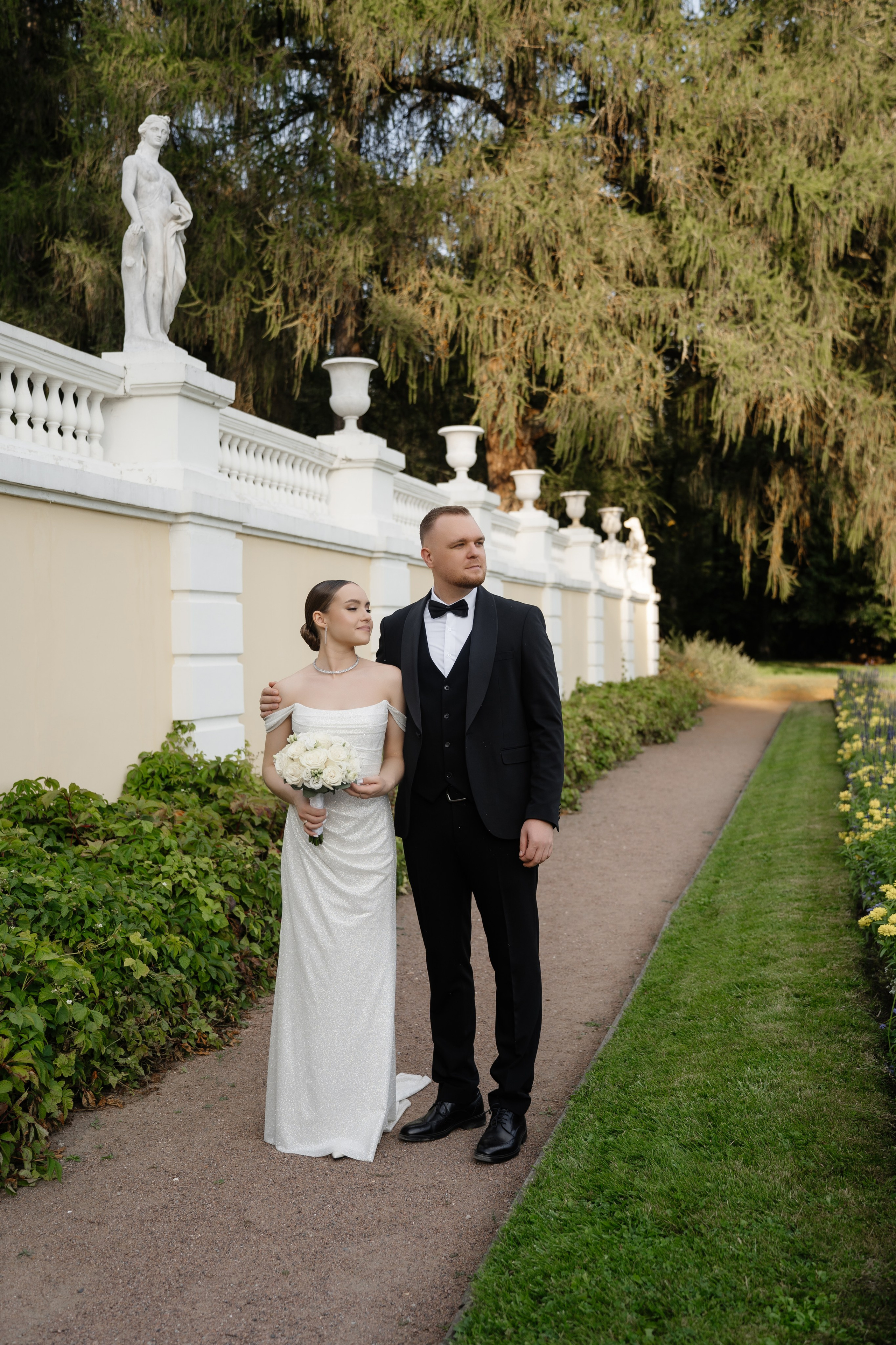 Свадебная фотосессия в парке Архангельское. Свадебный и семейный фотограф в Москве Светлана Зоткина