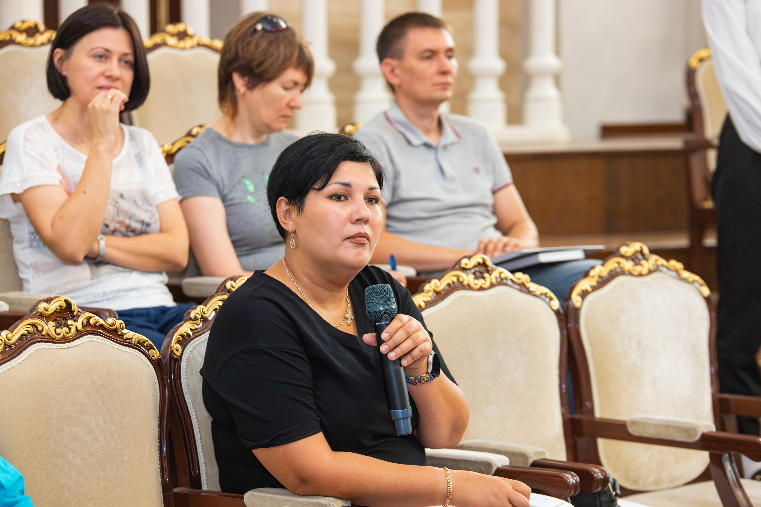 Бизнес конференция между крупным бизнесом и малым. Фотограф Александр Поздняков  Новосибирск