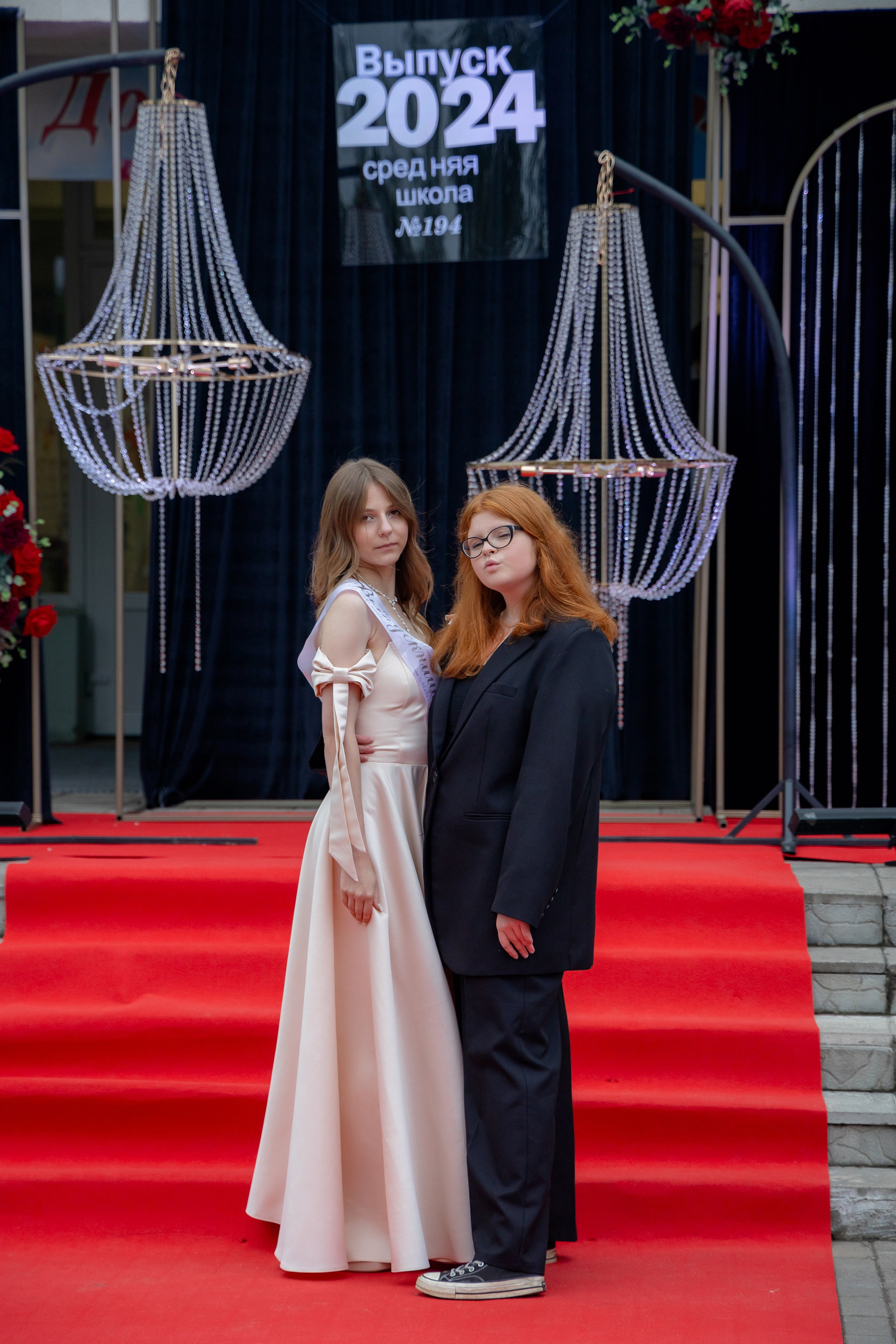 Школьный выпускной 2024 год в Соколе (Минск). Свадебный фотограф в Минске/Беларуси Сергей Спиридонов