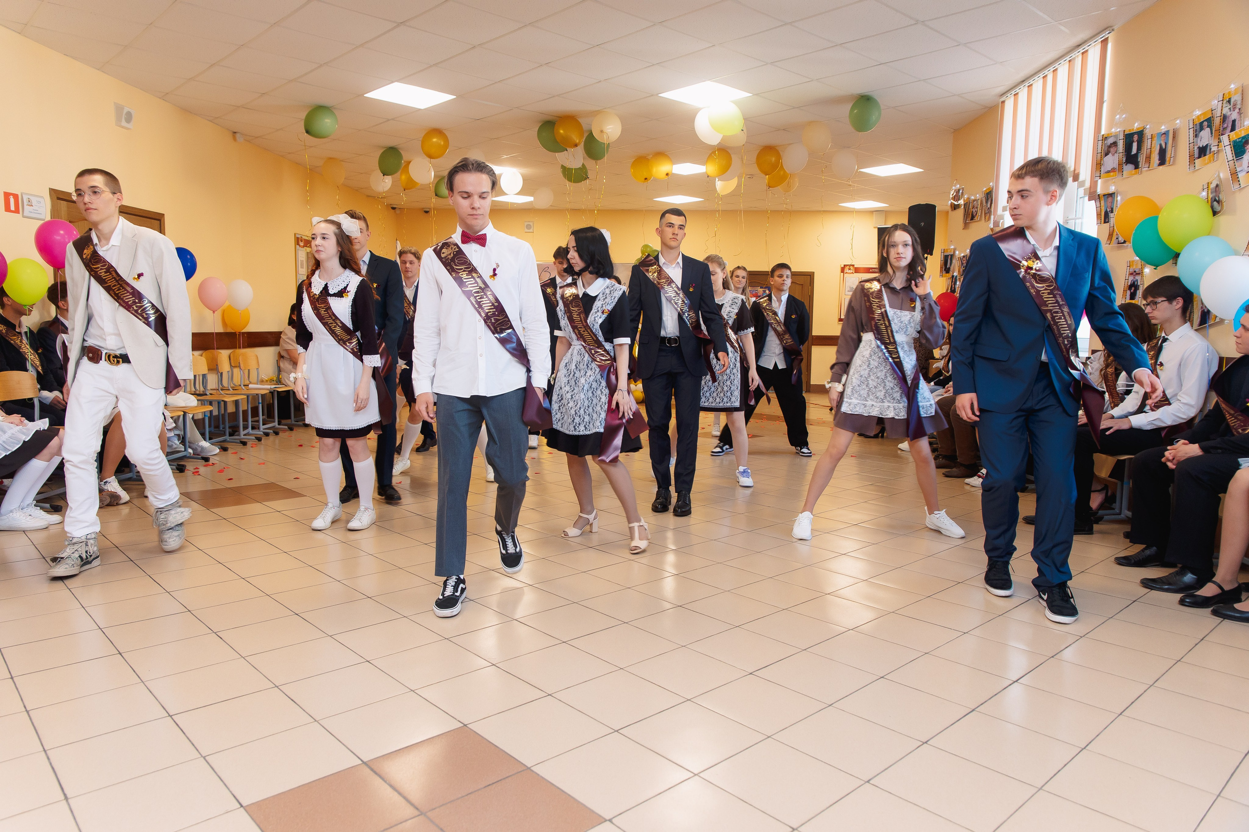 Последний звонок. Фотограф в Кронштадте и Санкт-Петербурге Анастасия Коваленко