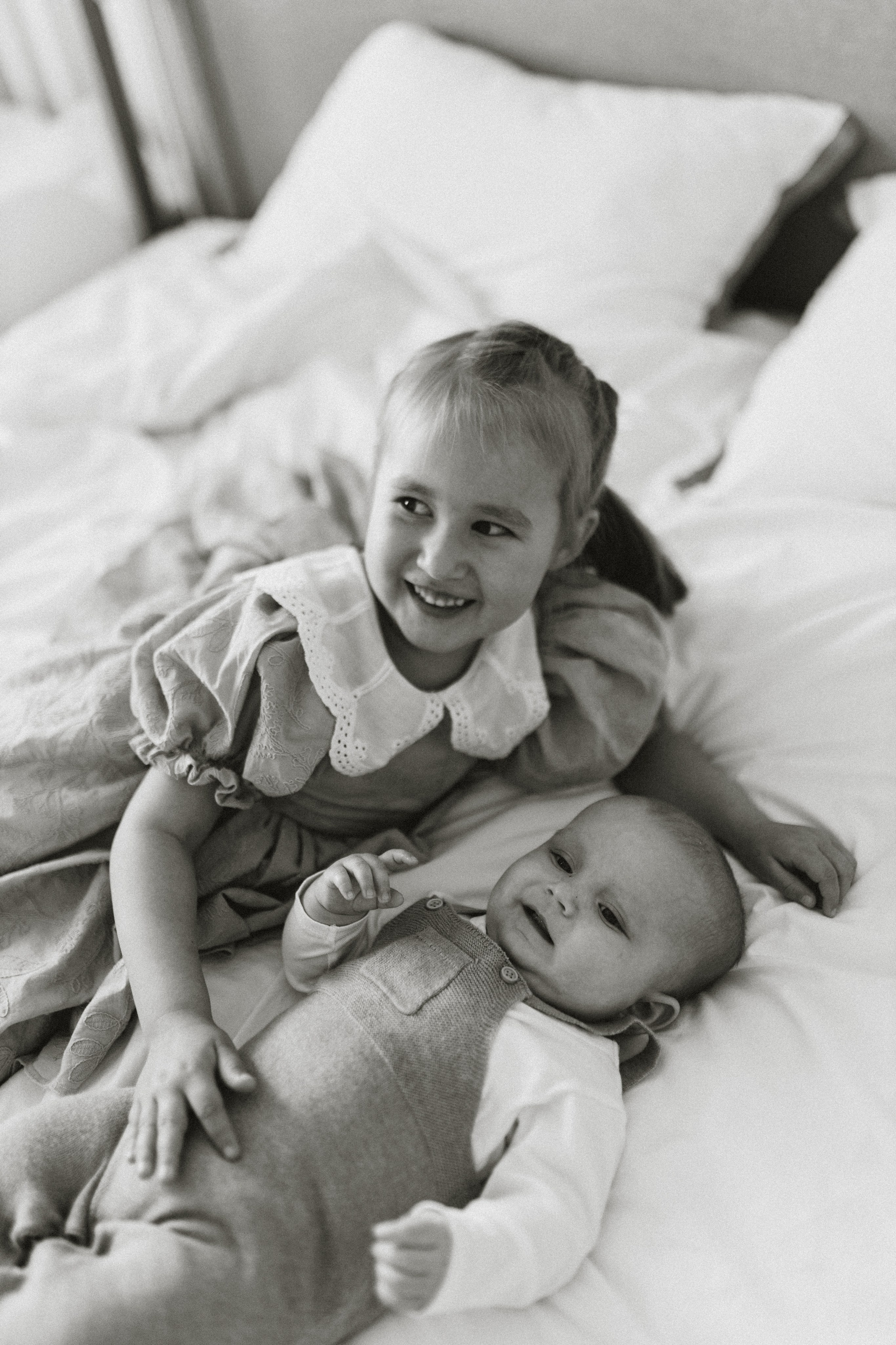 Семейная домашняя фотосессия с детьми. Семейный фотограф Екатеринбург Черепанова Олеся