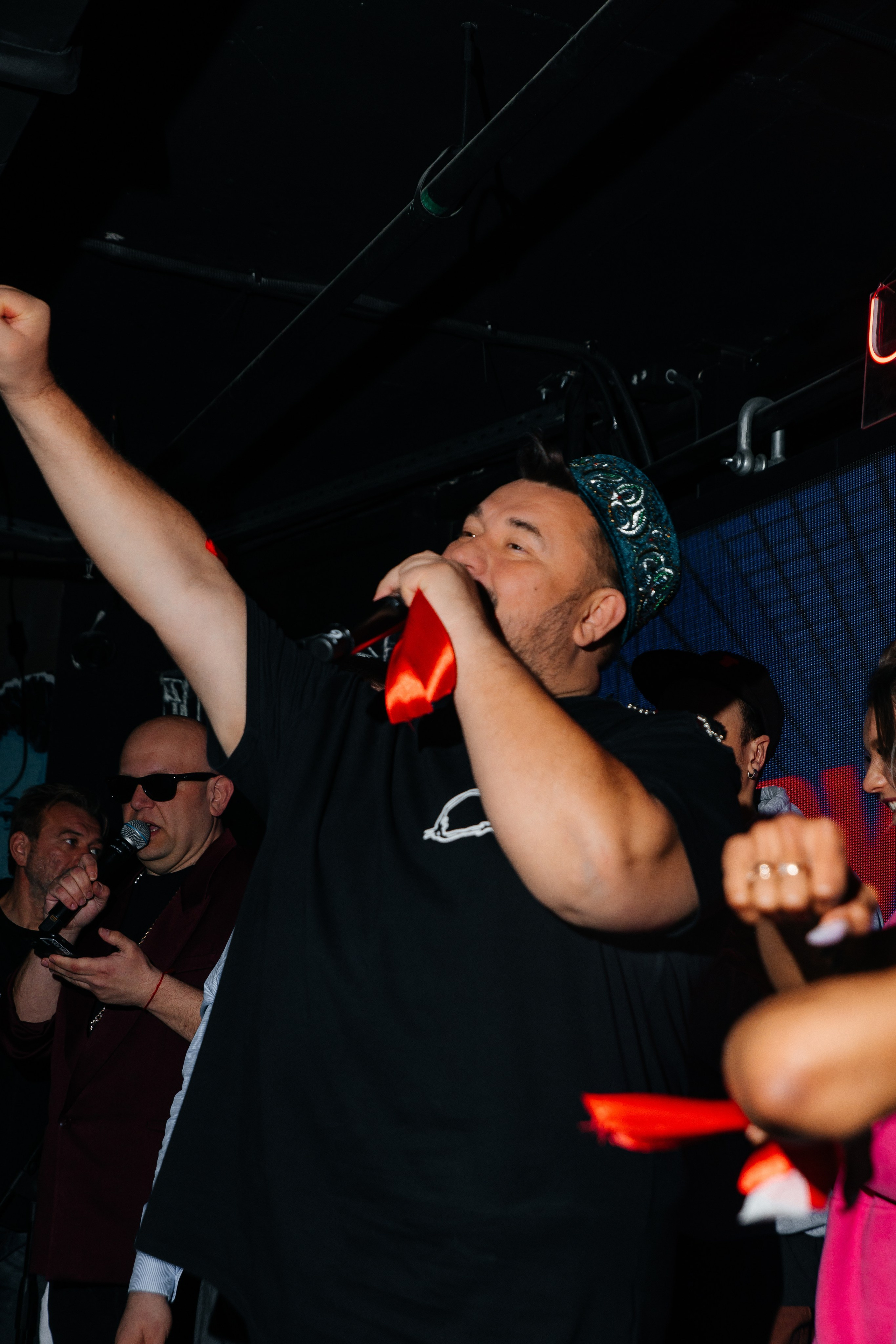 Открытие РукиВверхБар Челны. Фотограф Егор Сухов