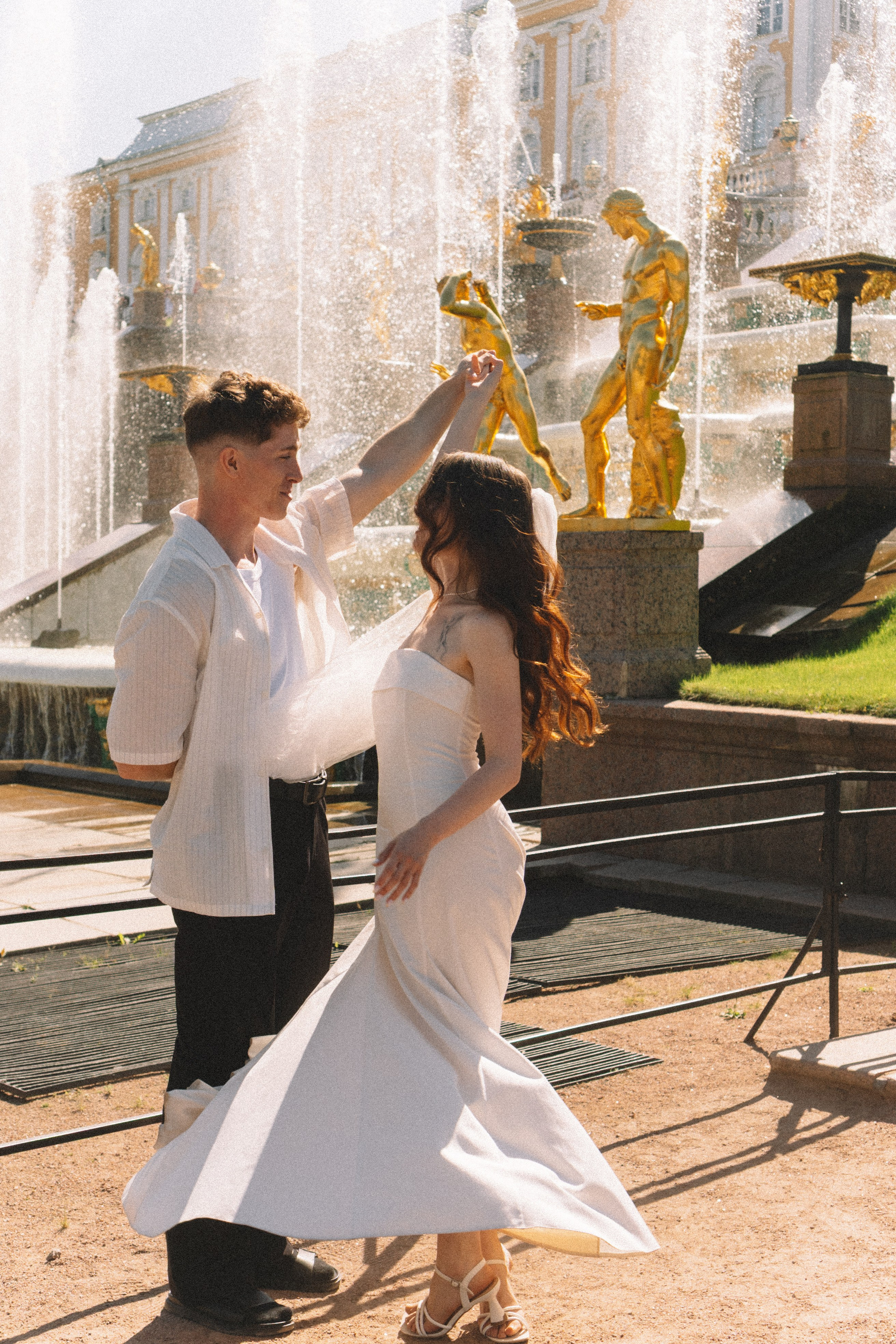 СВАДЕБНАЯ СЬЕМКА В ПЕТЕРГОФЕ И СЬЕМКА РЕПОРТАЖА В ЗАГСЕ ПЕТЕРГОФА. Профессиональный фотограф, Санкт-Петербург — Виктория Богомолова