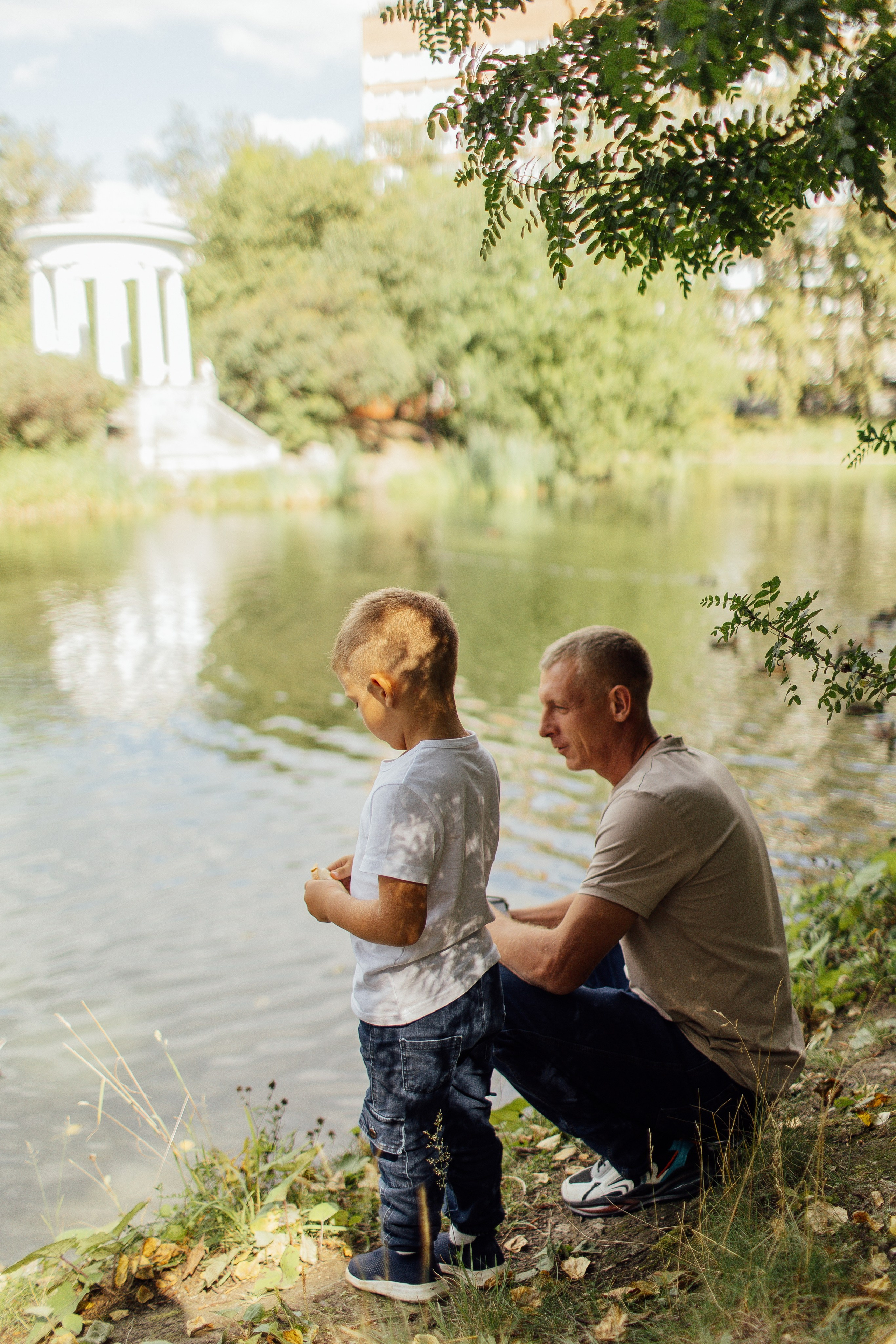 Прогулка в Харитоновском парке. Семейная съемка — это красивый способ признаться своей семье в любви