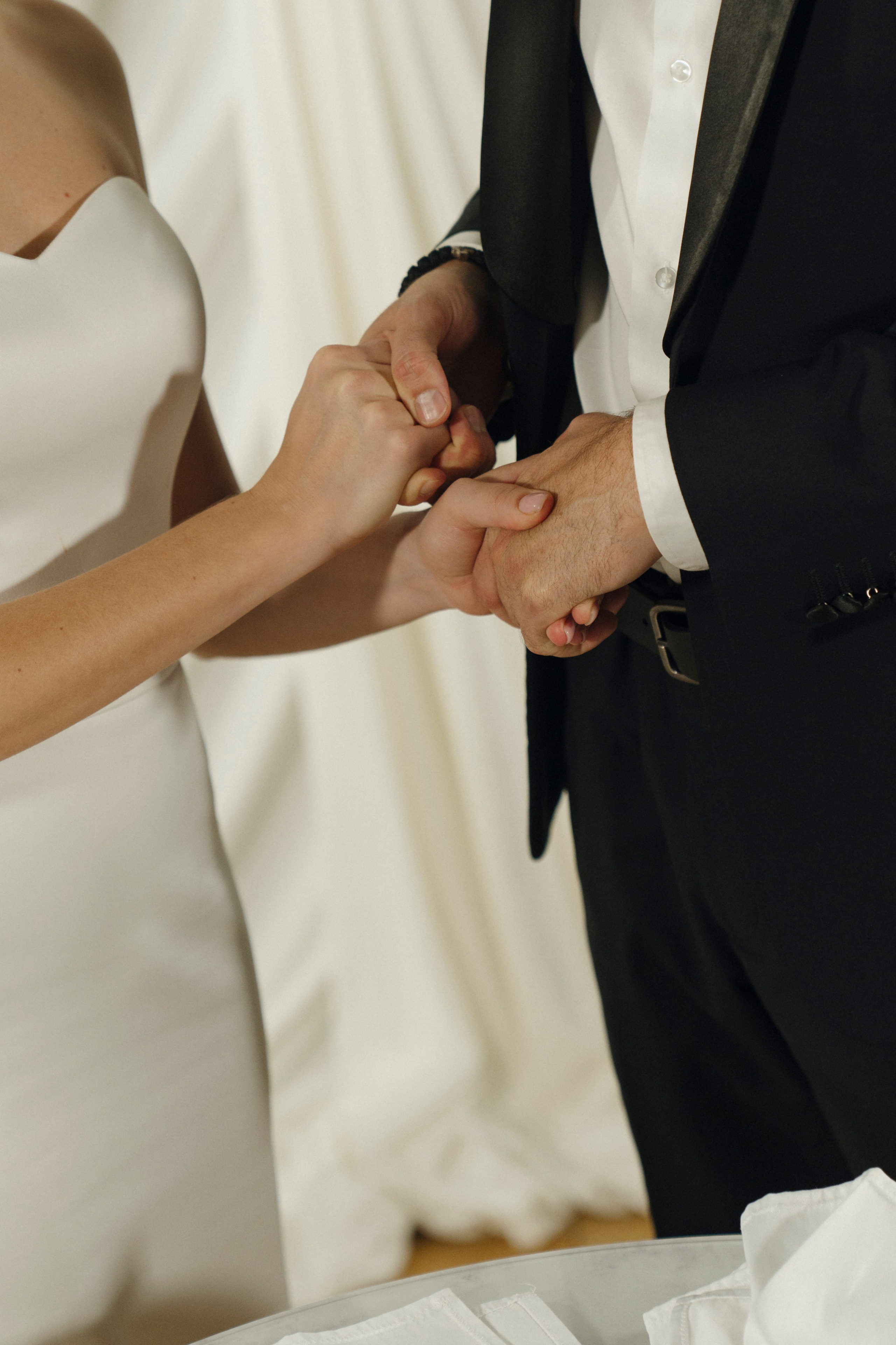 Любовь насквозь видно. Свадебный фотограф Наташа Брифли