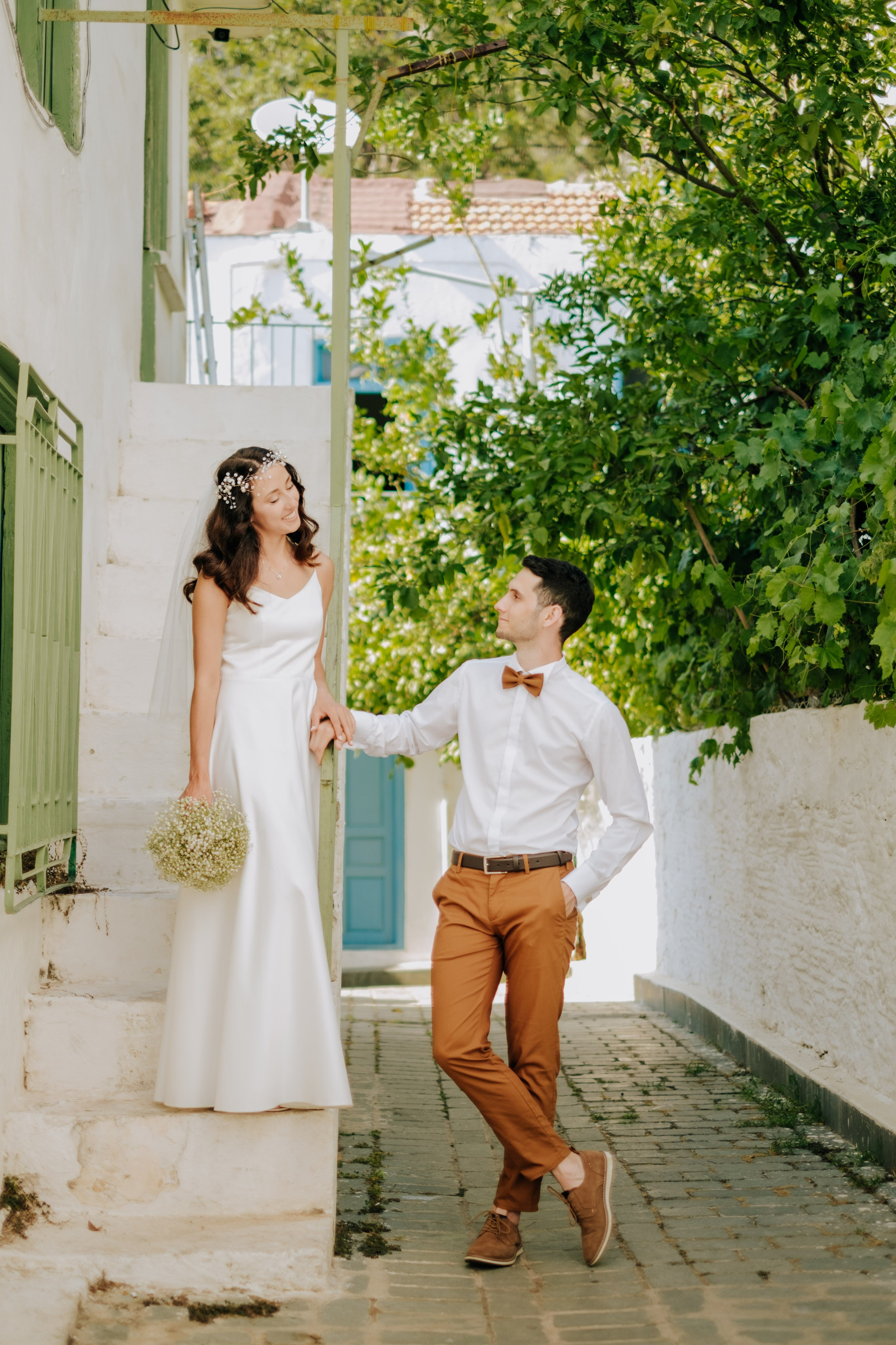 История Лари и Ланы