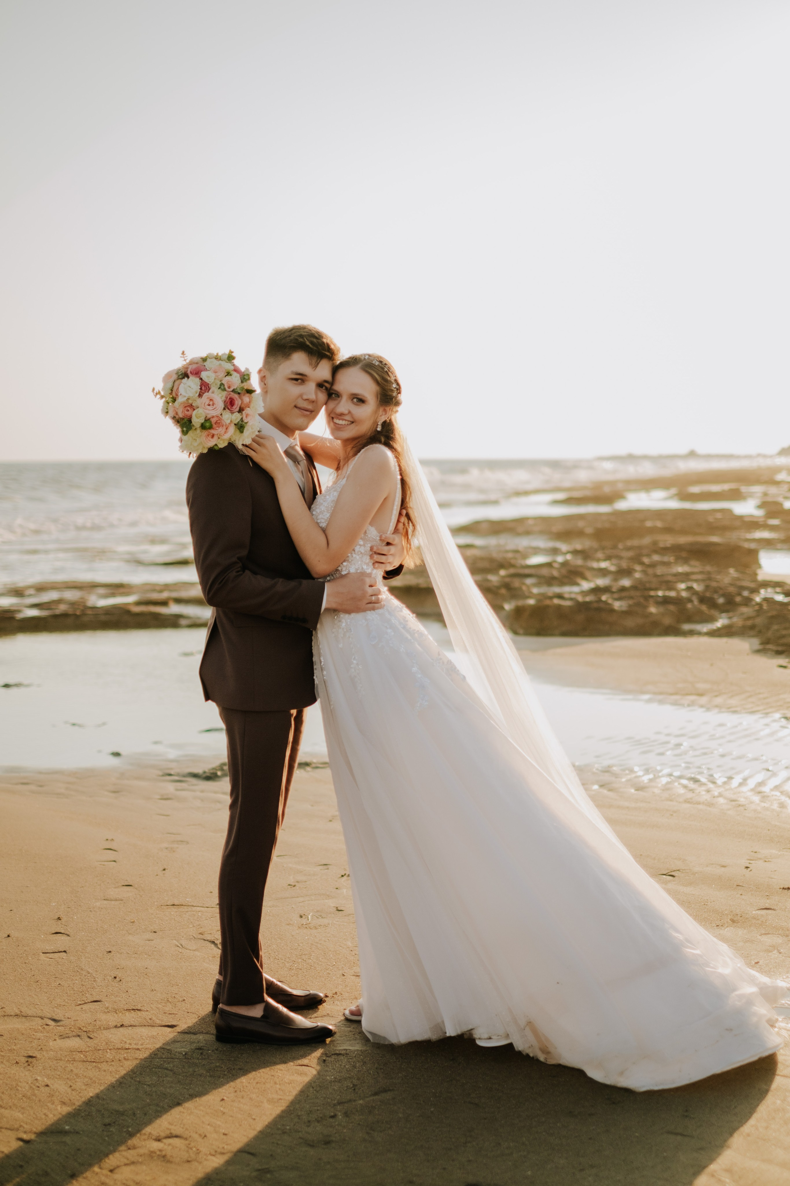 История Элины и Амира