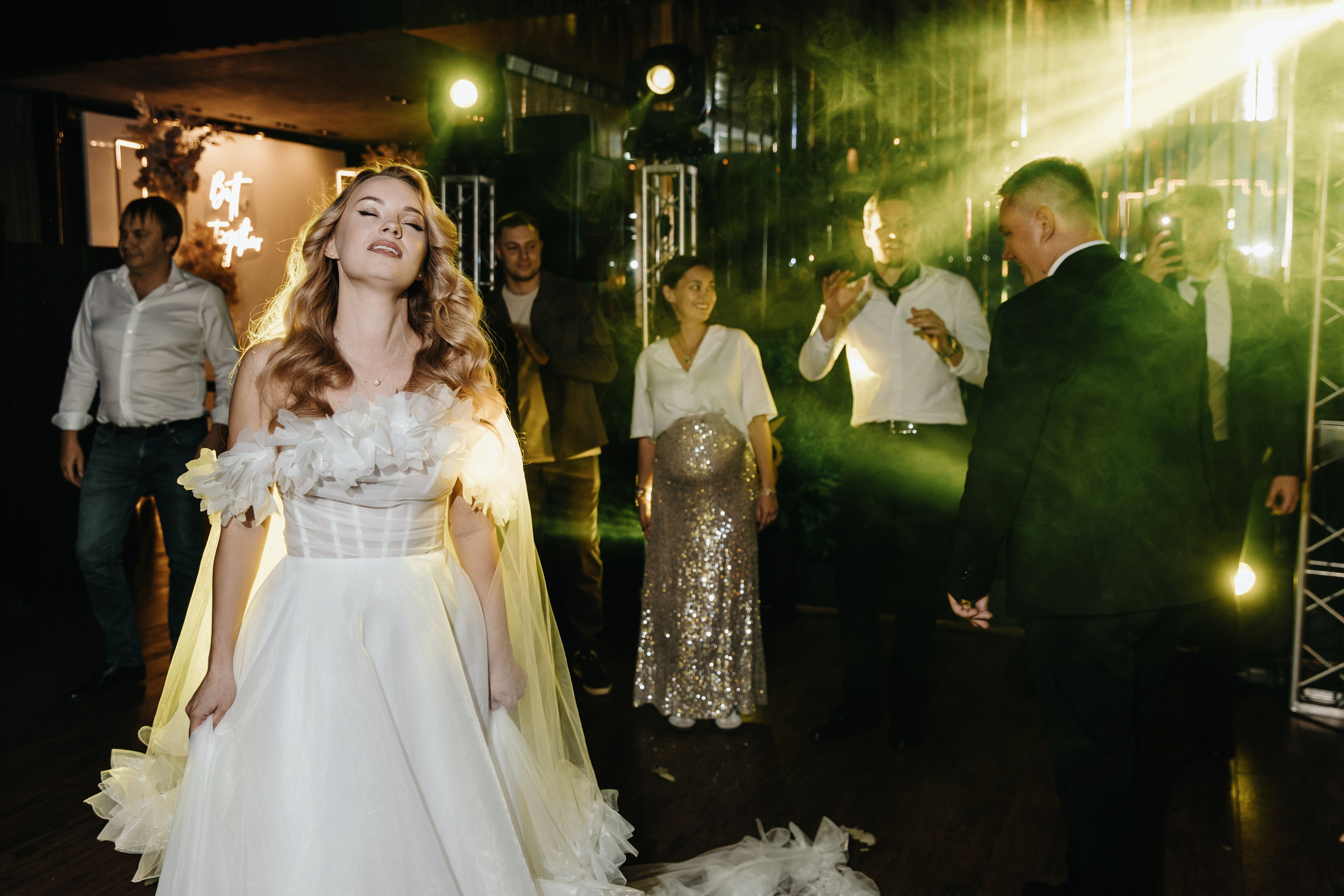 Саша и Миша. Свадебный фотограф и видеограф Когай Дмитрий и Юлия