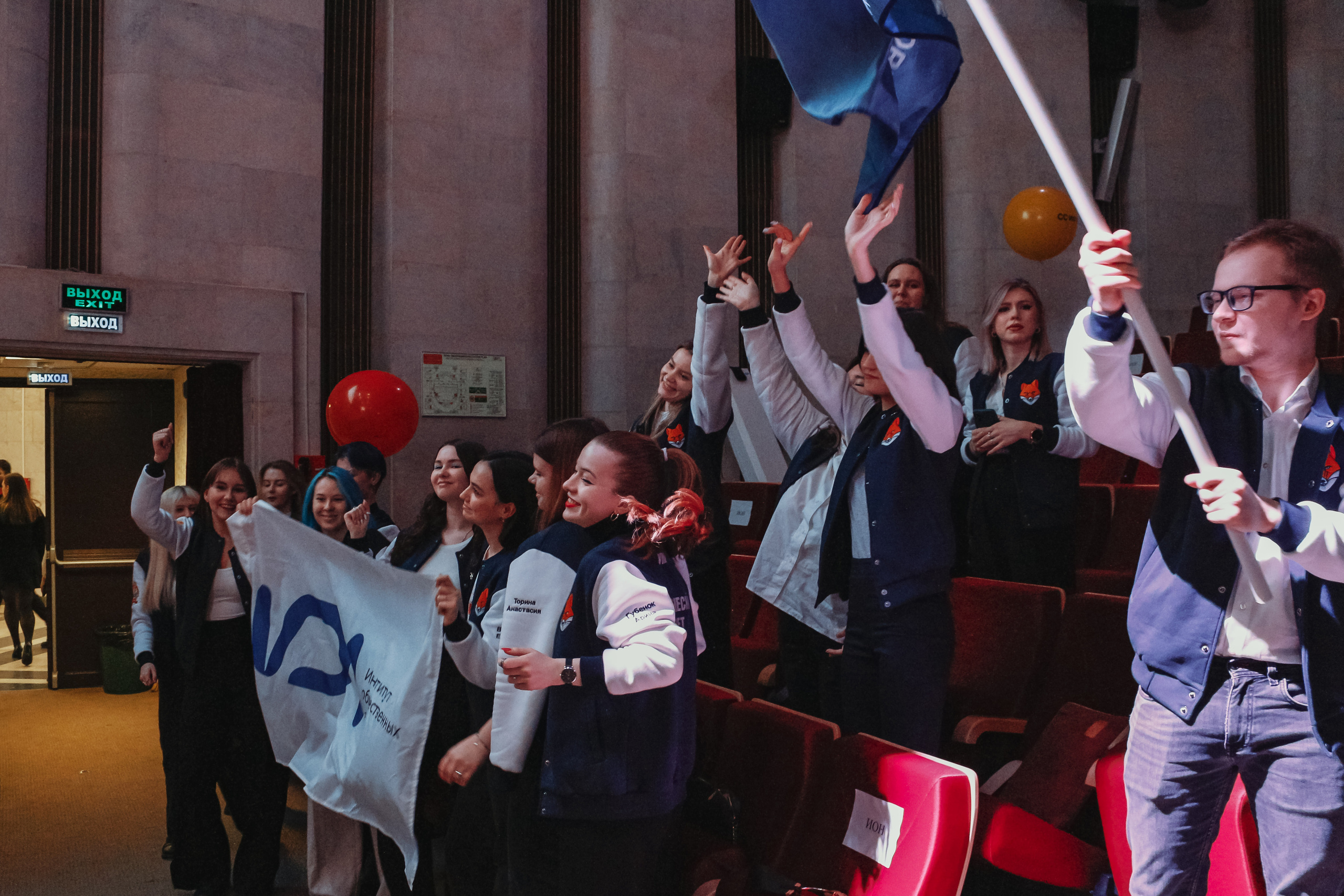 Репортажная съемка мероприятия "Церемония награждения ОССУ" 2022. Фотоаппарат: Canon 550D. Объектив: Canon EF-S 18-55mm f/3.5-5.6 IS STM