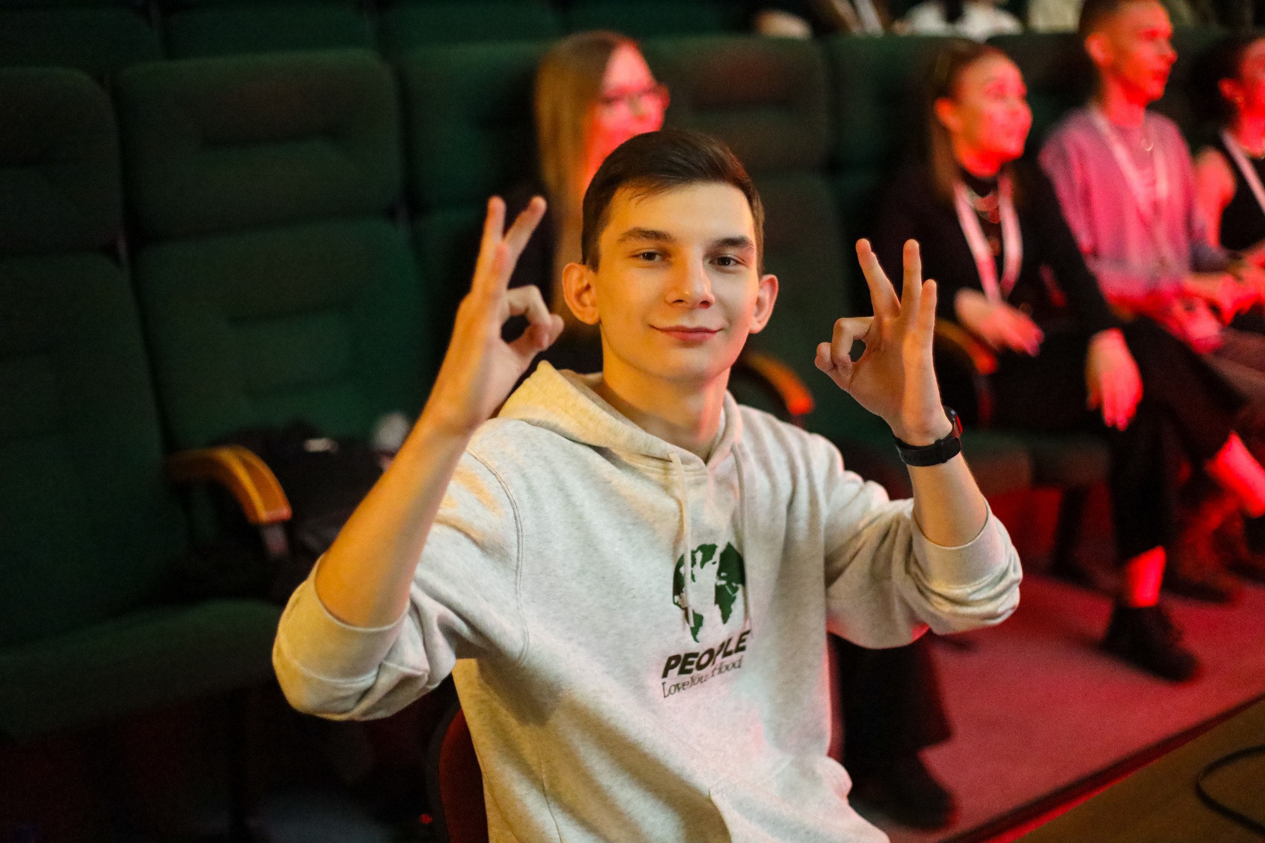 Репортажная съемка проекта "Территория абитуриентов" 2022. Фотоаппарат: Canon 550D. Объектив: Canon EF-S 18-55mm f/3.5-5.6 IS STM