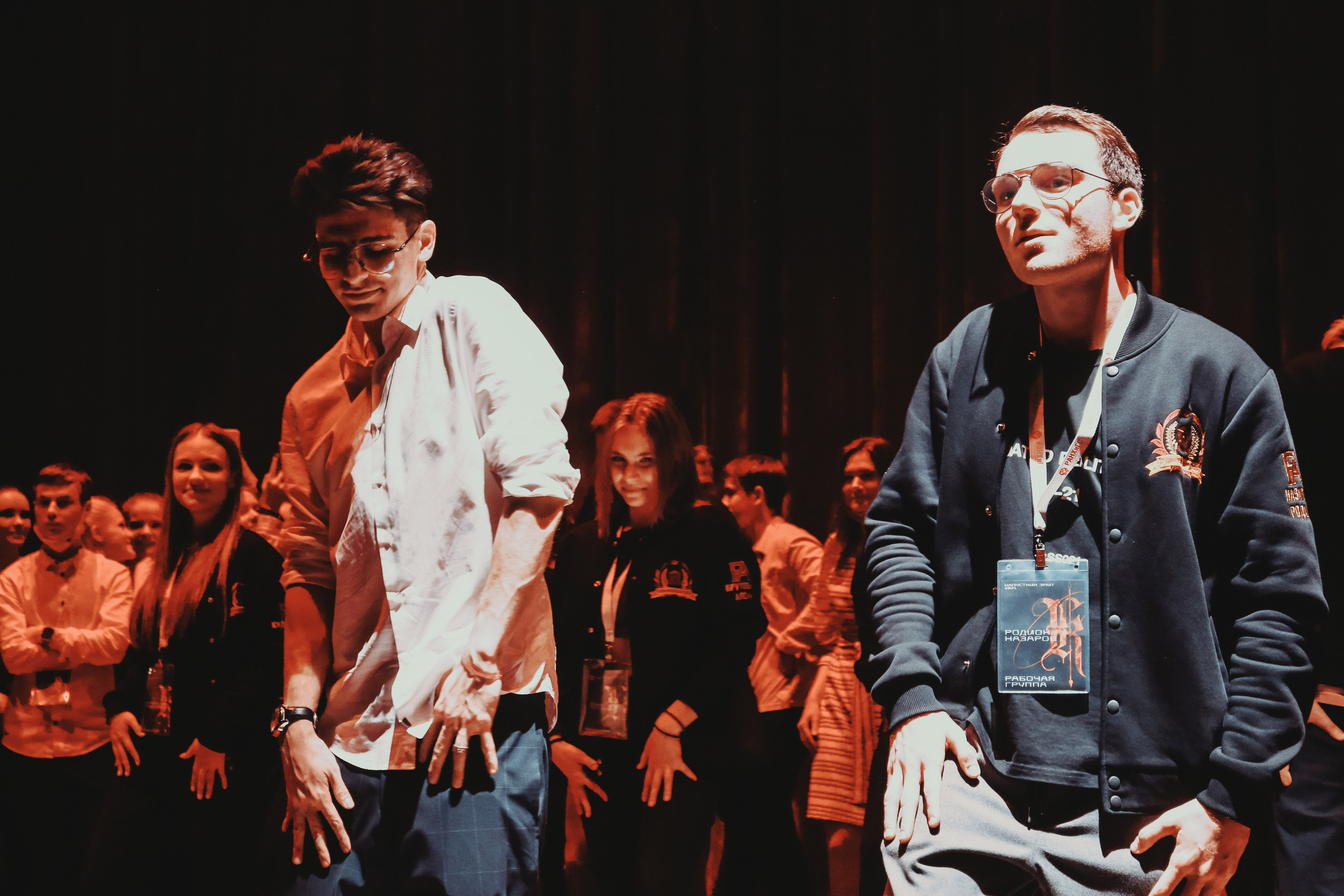 Репортажная съемка мероприятия "Мини-Капустник ЭМИТ" 2021. Фотоаппарат: Canon 550D. Объектив: Canon EF-S 18-55mm f/3.5-5.6 IS STM