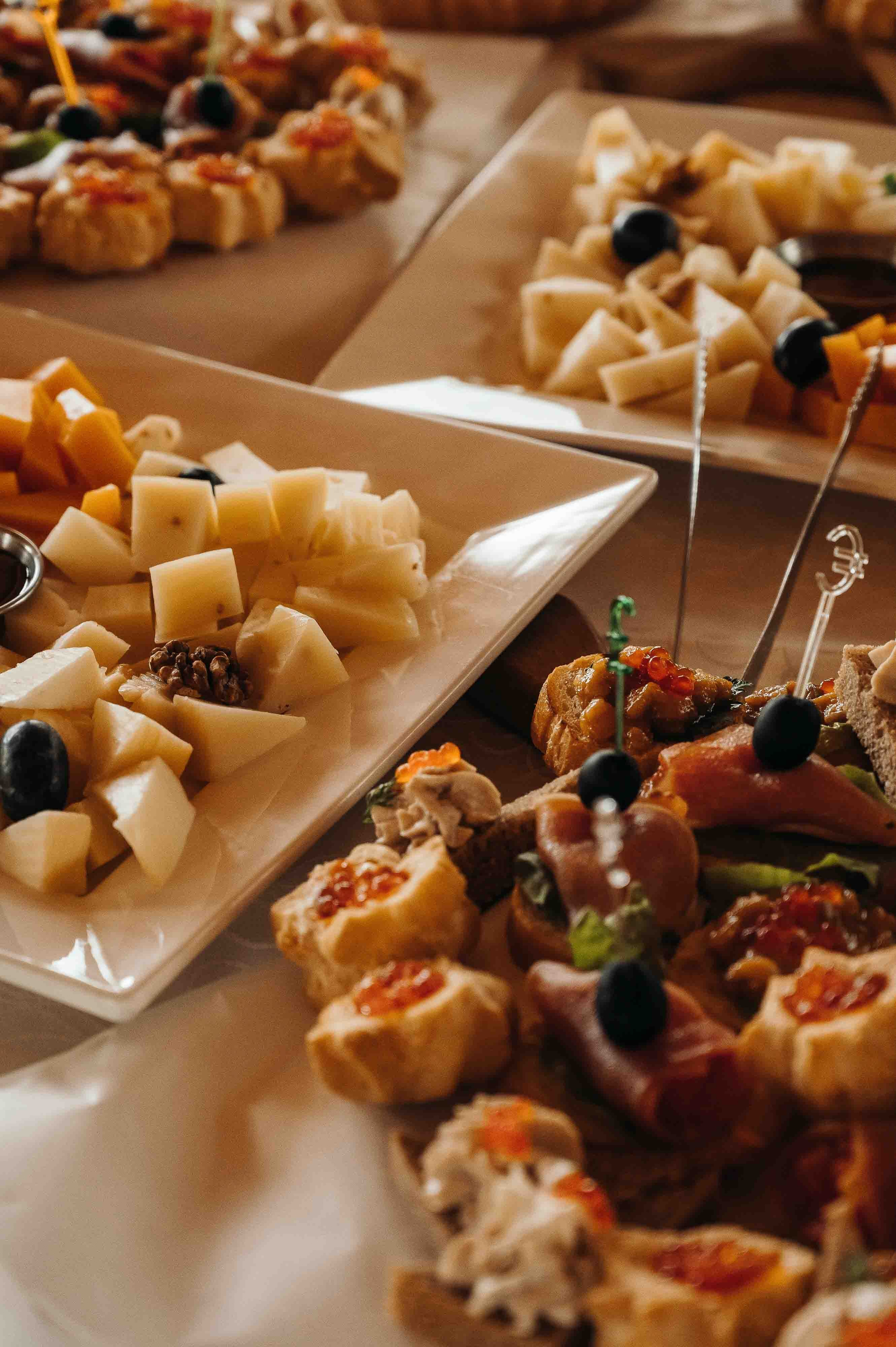 Совместные сборы в отеле. Свадебный и семейный фотограф в Котласе Никита Попов