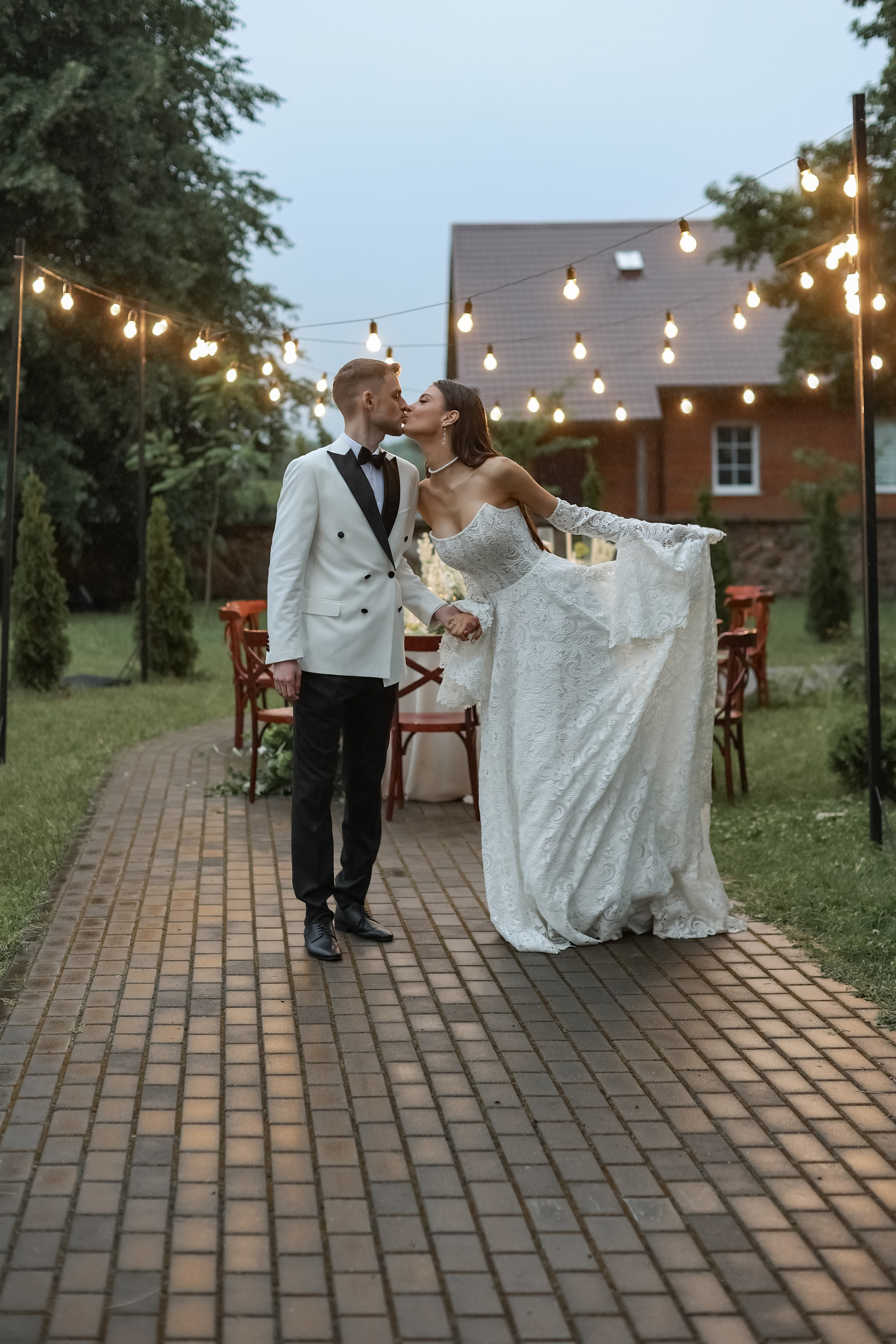 Кирилл и Виктория. Свадебные фотограф и видеограф в Минске Голдосовы Марина и Вадим