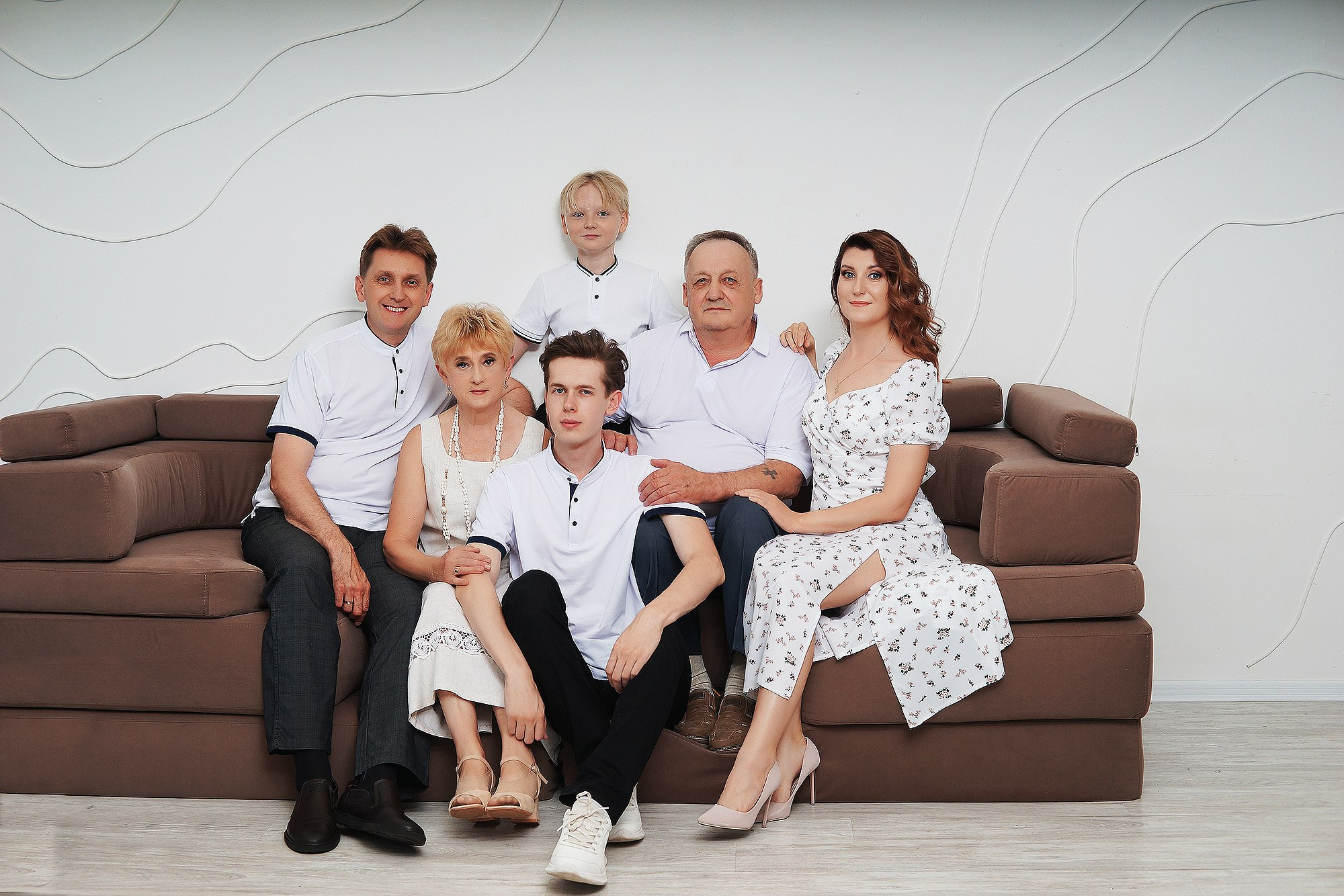 Семейная съёмка в студии. Семейный фотограф г. Новокузнецк Юлия Машникова