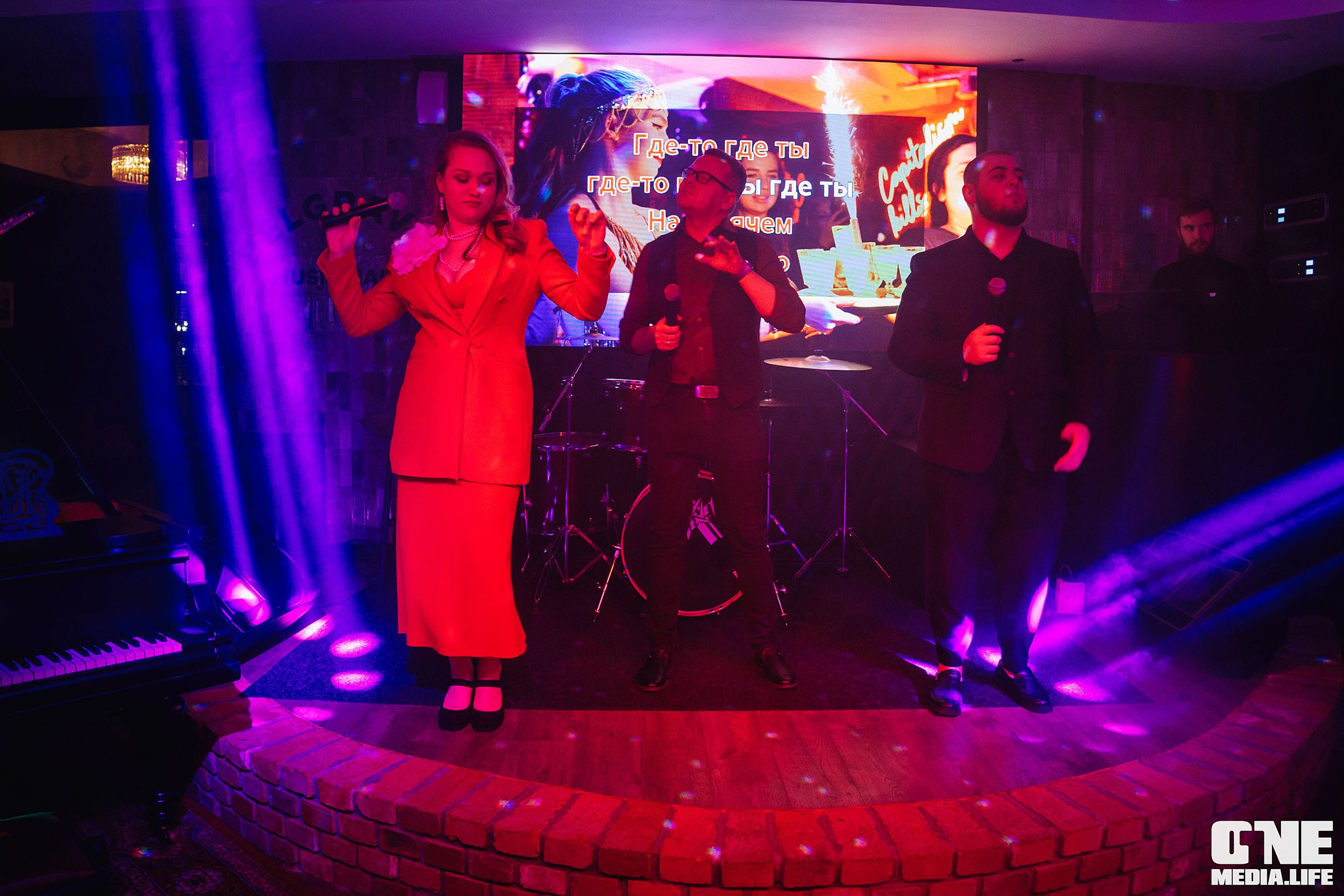 Пятница в Белгравии. One Media Life: фоторепортажи, фотоотчеты с мероприятий и заведений