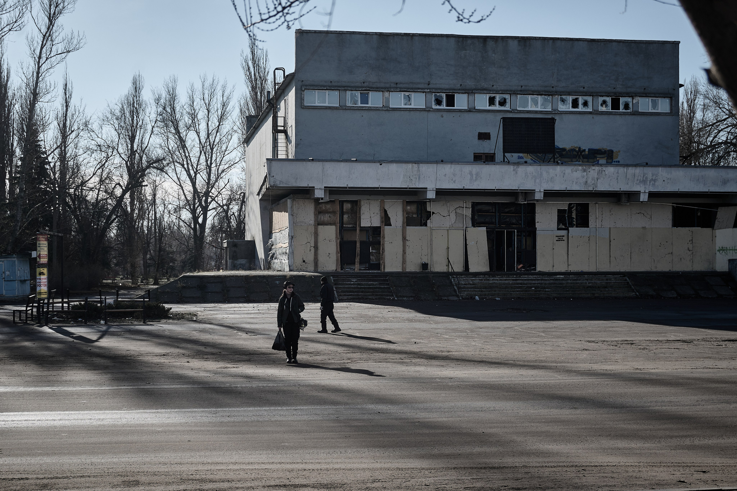Будни съёмок фотопроекта Территории. Фотограф Роман Адлер
