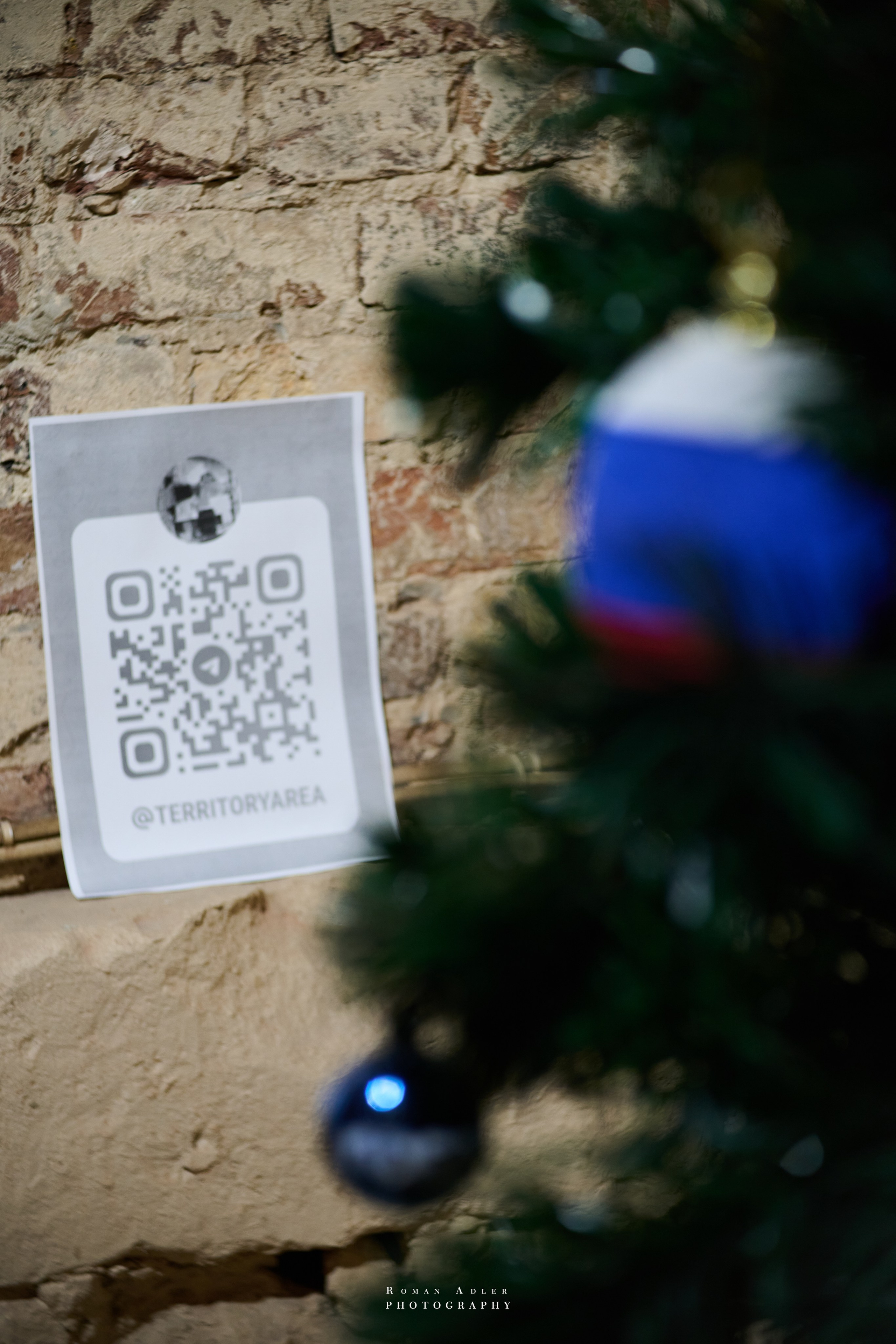 Художественный проект выставка «Глазами ГЕРОЕВ». Фотограф Роман Адлер