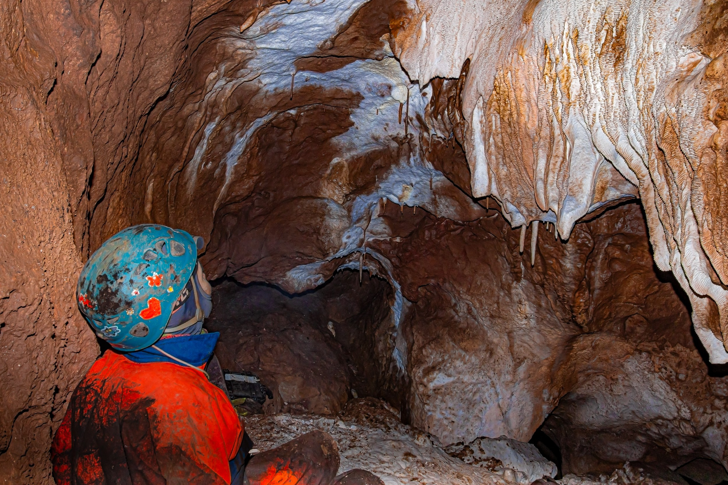 Спелеологи