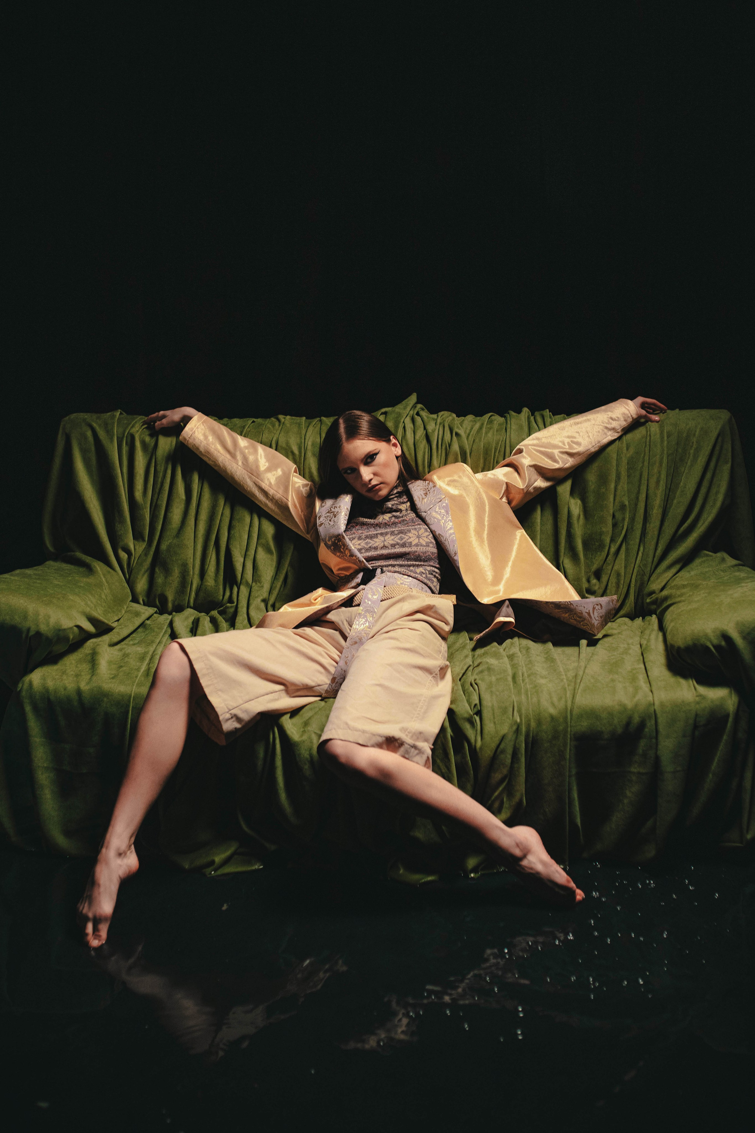 Дизайнерская одежда «Tony Clou». Портретный фотограф в Екатеринбурге Дарья Жужгова