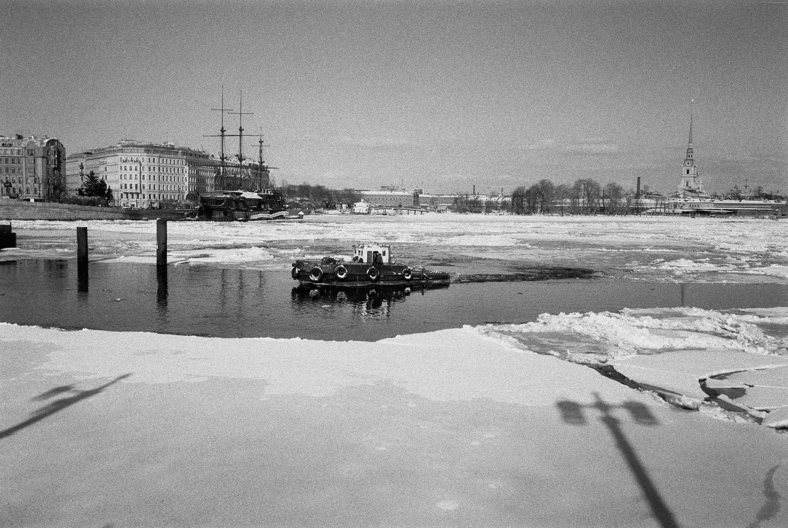 Фотографии черно-белые. Свадебный и семейный пленочный фотограф в Петербурге Истомина Ирина