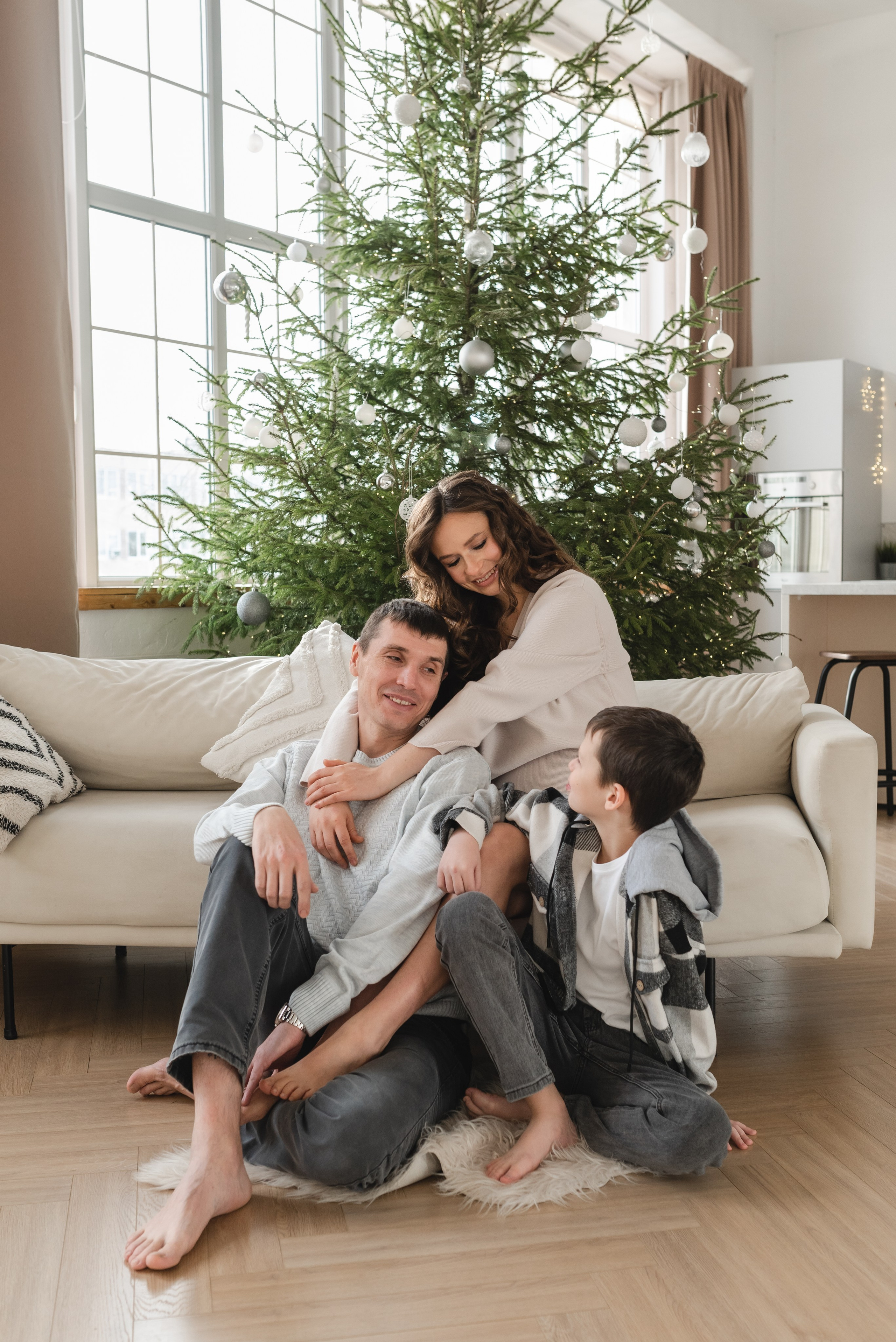 Вика Дима Никита и малышка. Семейный фотограф Ирина Сгибнева