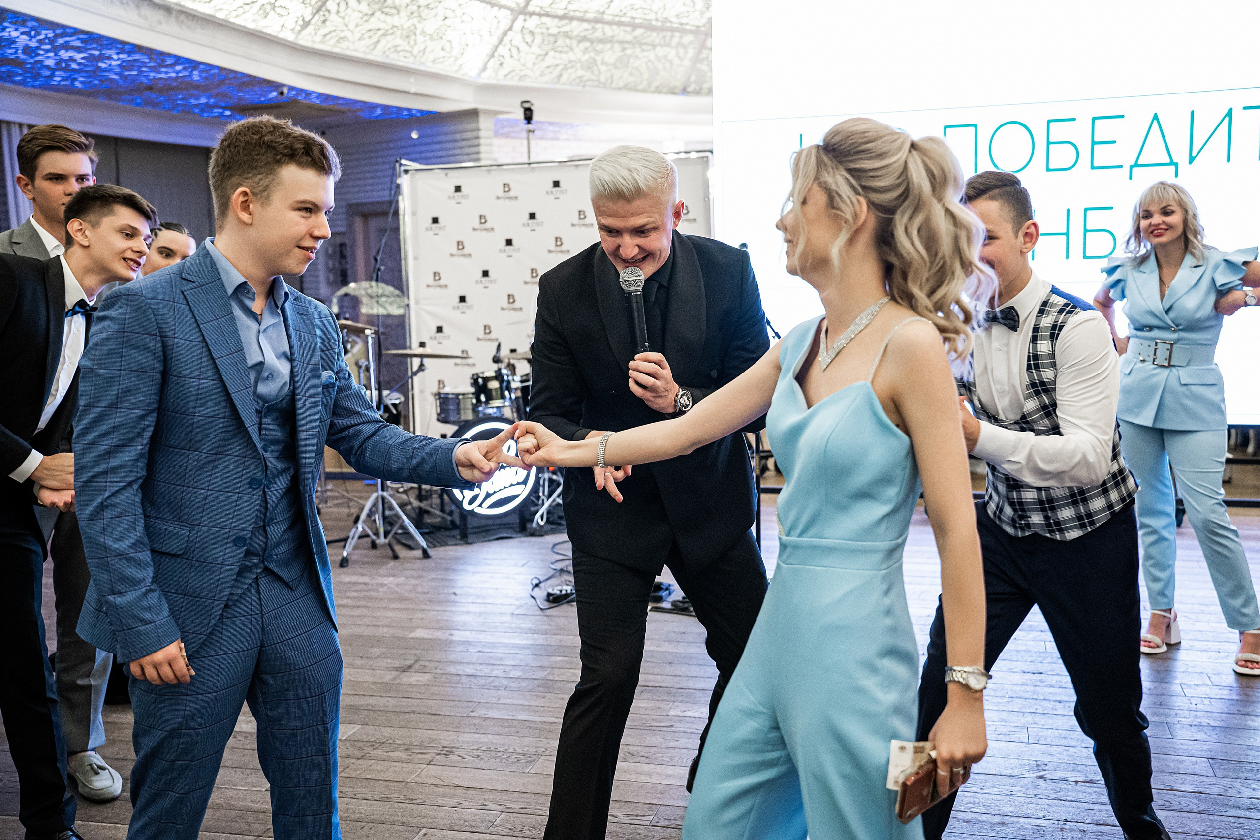 Выпускной 101 школа | Артист. Фотограф в Воронеже Ольга Космодемьянская