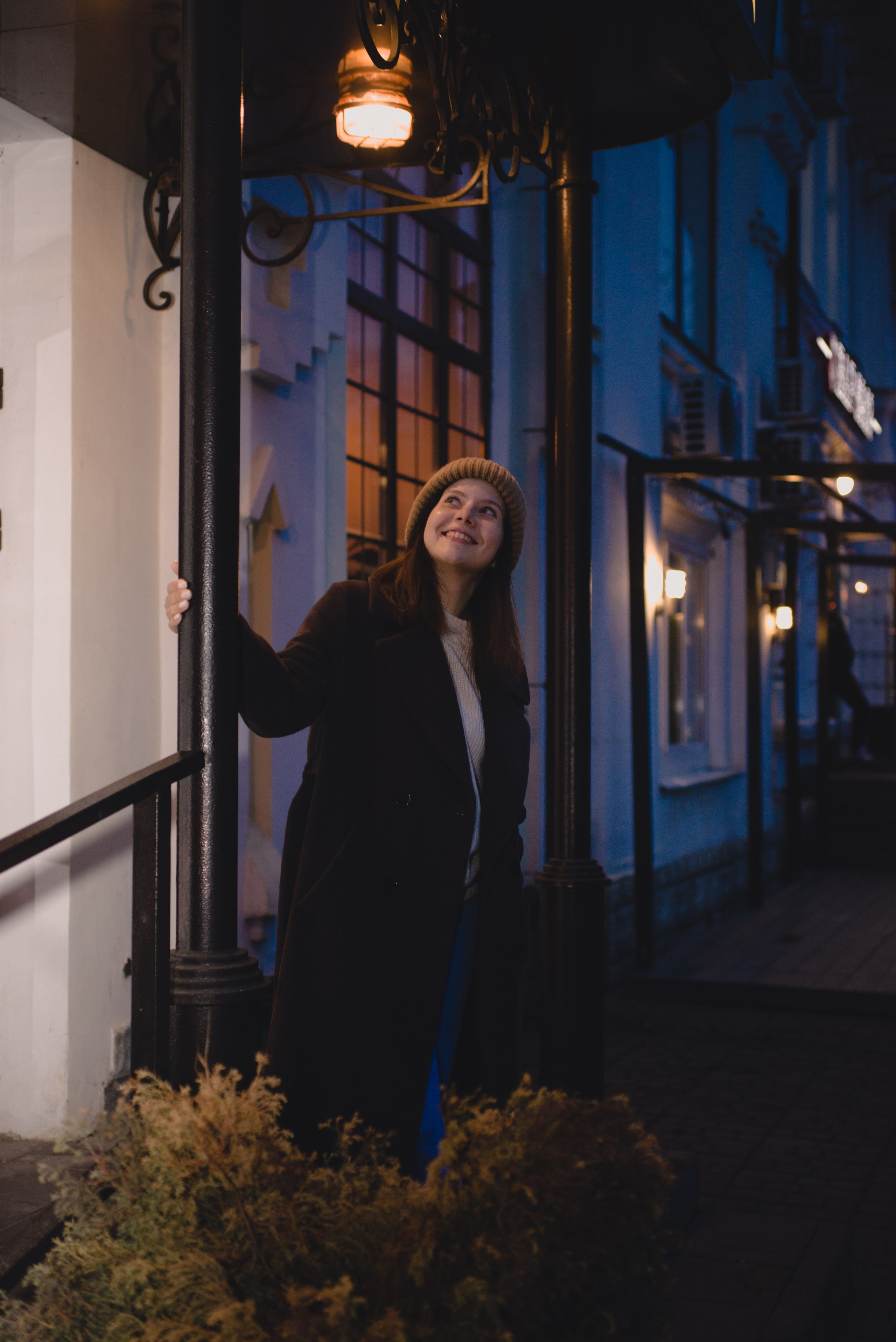 Софи. Огни вечернего города. Фотограф Людмила Белова