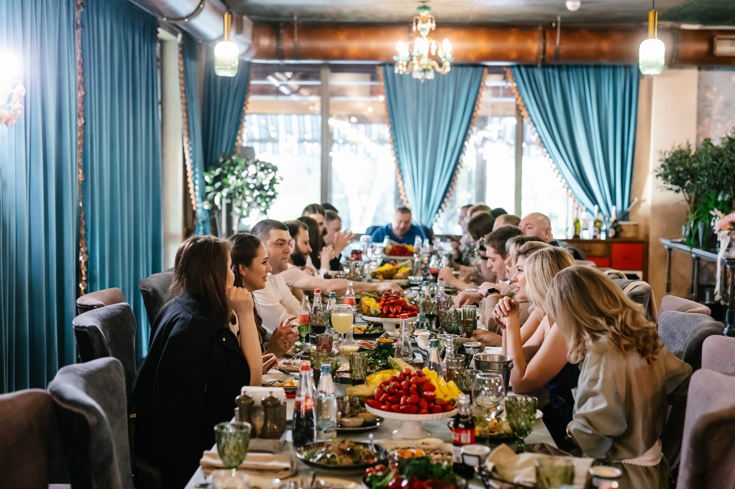 День рождения Роксаны, ресторан Лев Голицын