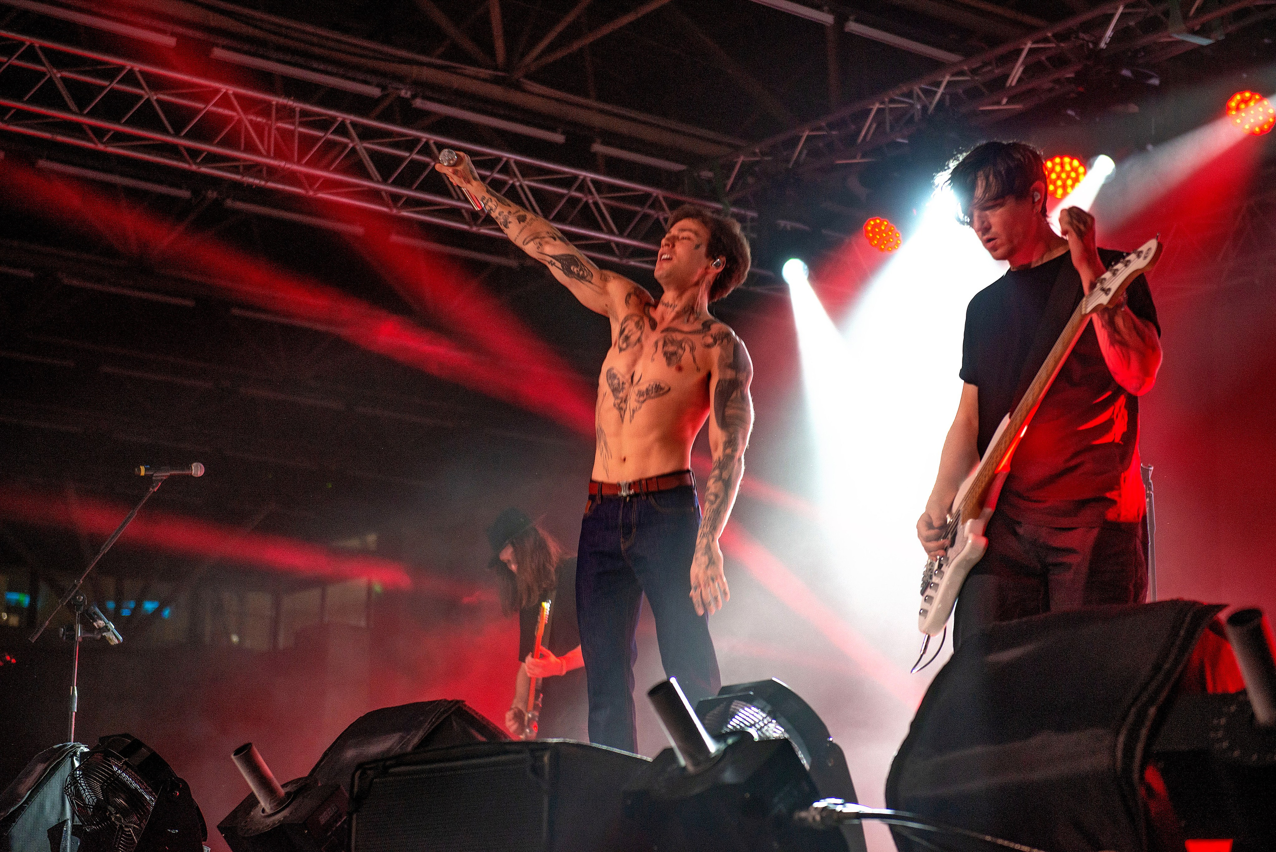 Концерт Хolidayboy. Школьный, фэшн фотограф в Тюмени и в России Ирина Королева