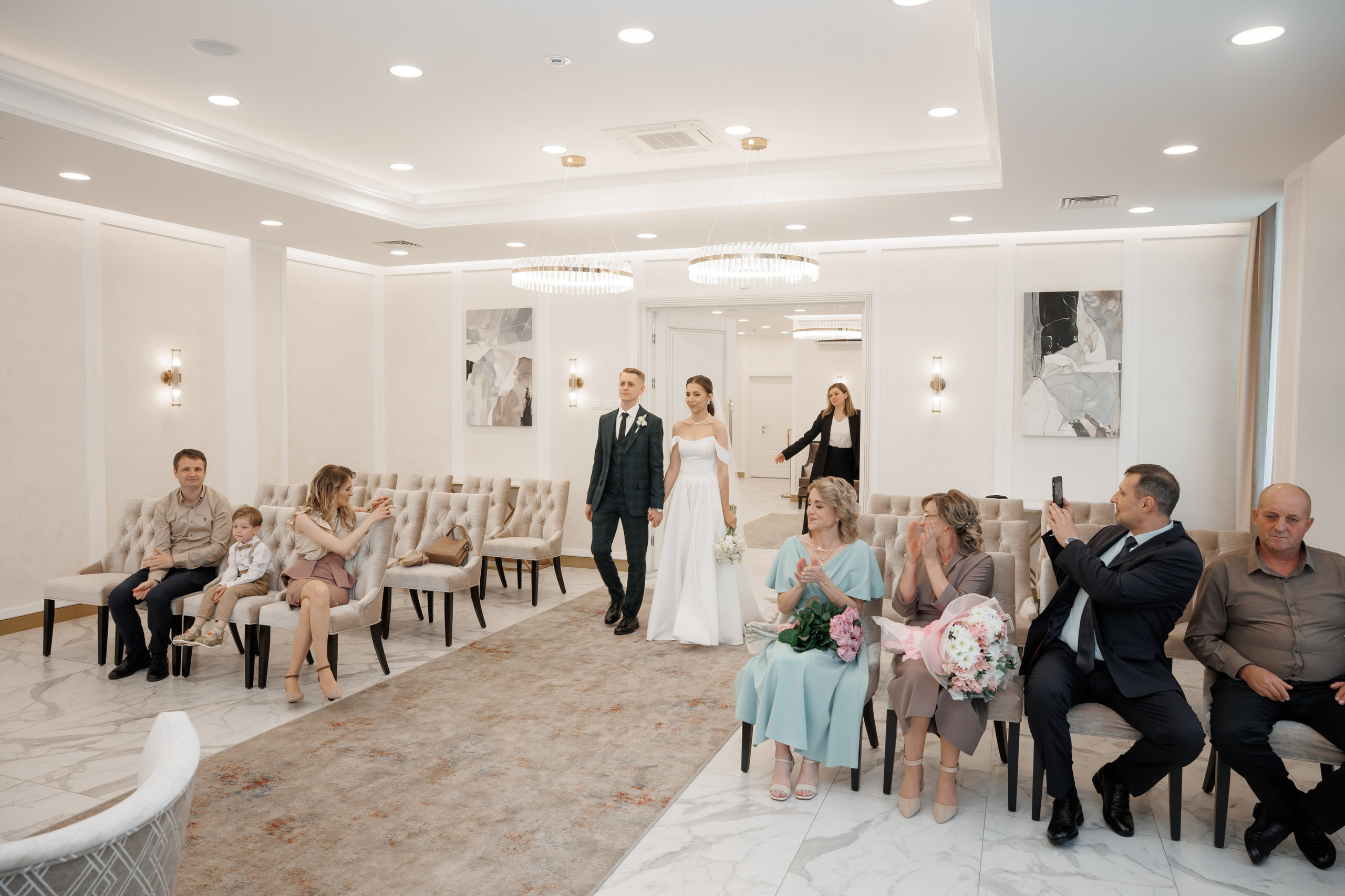 Регистрация в отеле Fish Point, ЗАГС Бутово, прогулка в Остафьево. Свадебный и репортажный фотограф (Москва, Королев и другие)